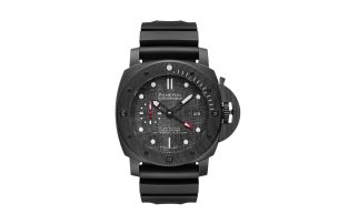 panerai submersible luna rossa 47mm pam1039