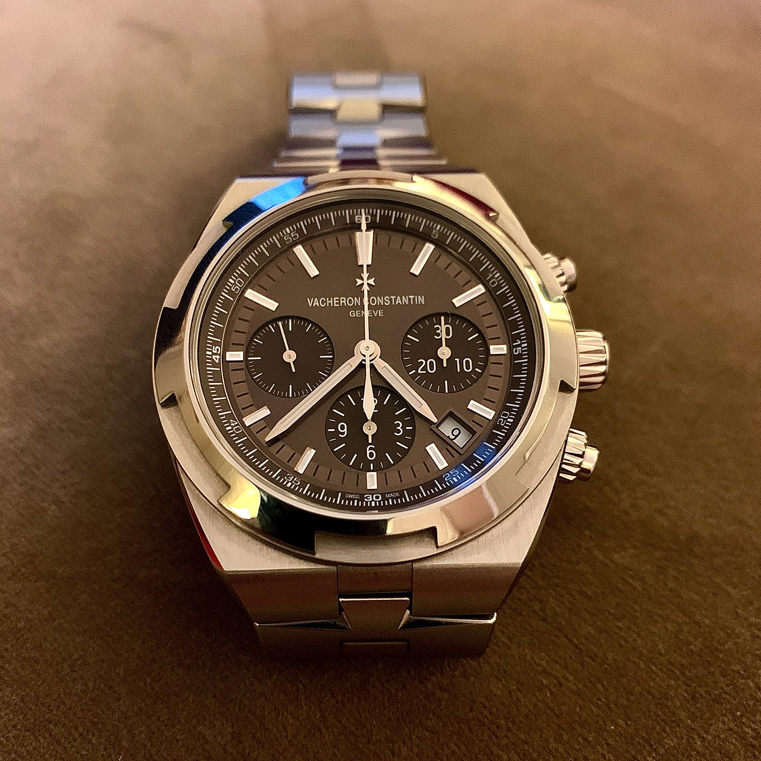 Collectors Choice Watch_1505 Vacheron Constantin_Overseas Chronograph