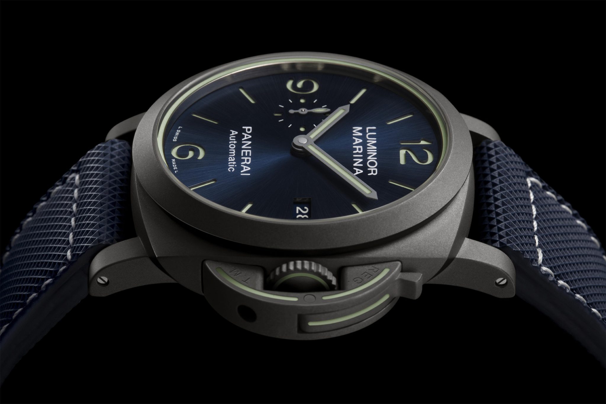 Panerai Luminor Marina 44MM PAM01117