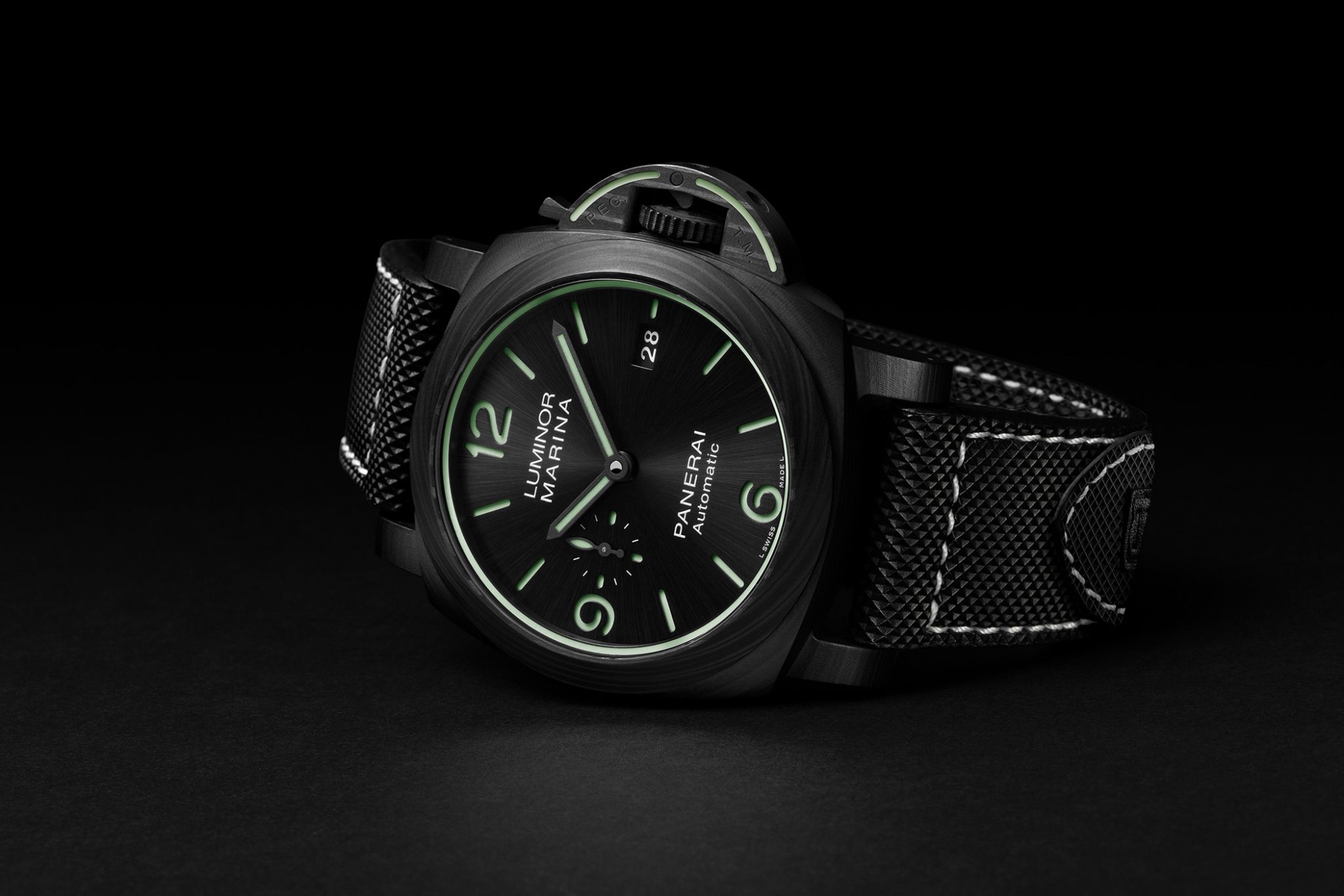 Panerai Luminor Marina Carbotech 44MM - PAM01118 - Watches & Wonders 2020 - Novelty