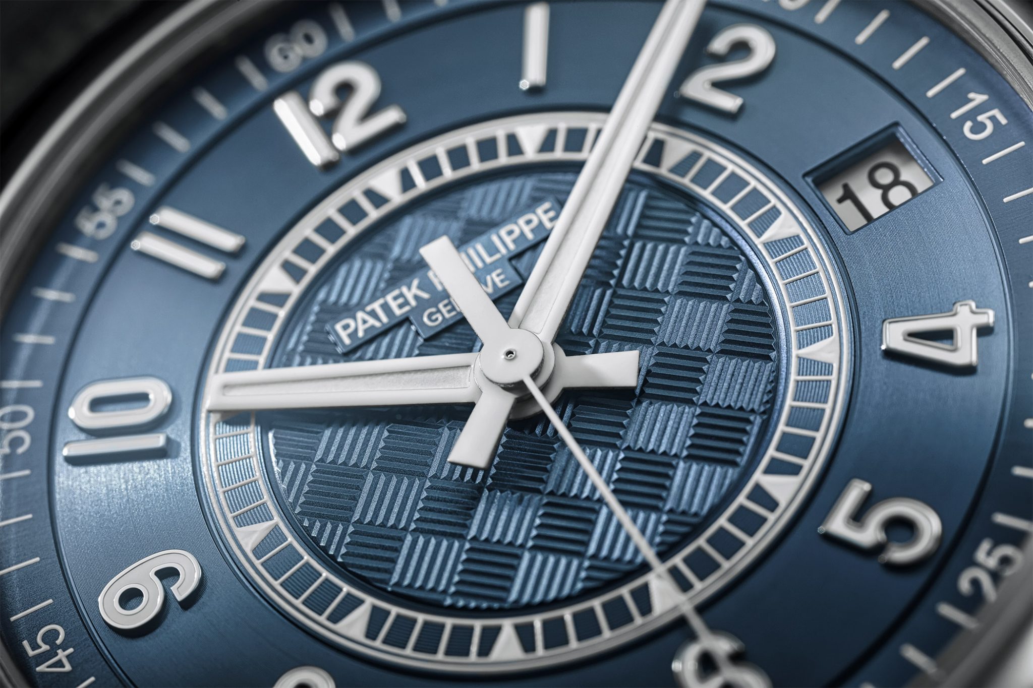Patek Philippe Calatrava-Manufacture Edition, Reference 6007A-001, Limited Edition of 1000 Pieces, Date window, Arabic numerals, blue dial