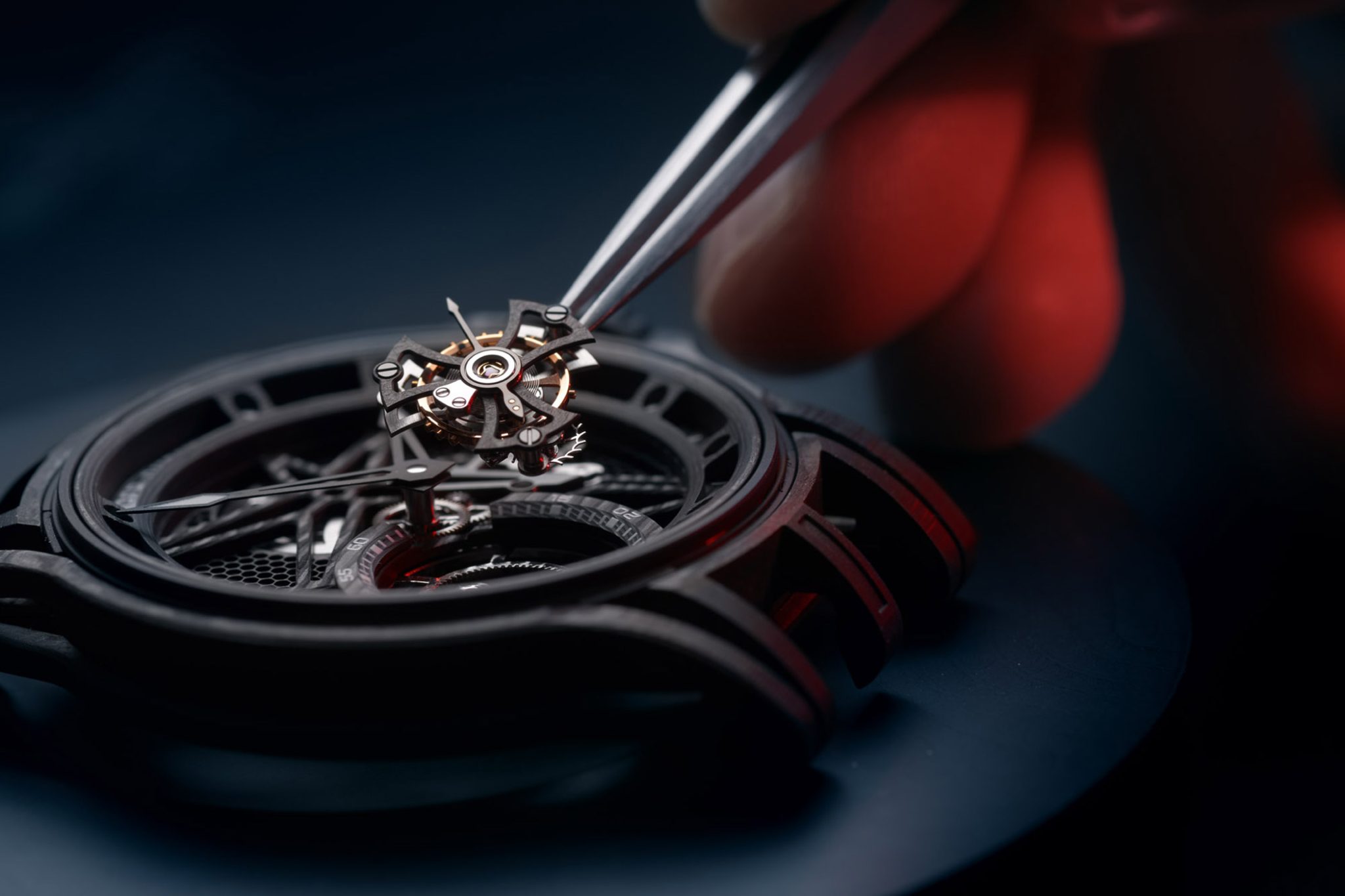 Roger-Dubuis-Excalibur-Spider-Carbon-3-RDDBEX0752
