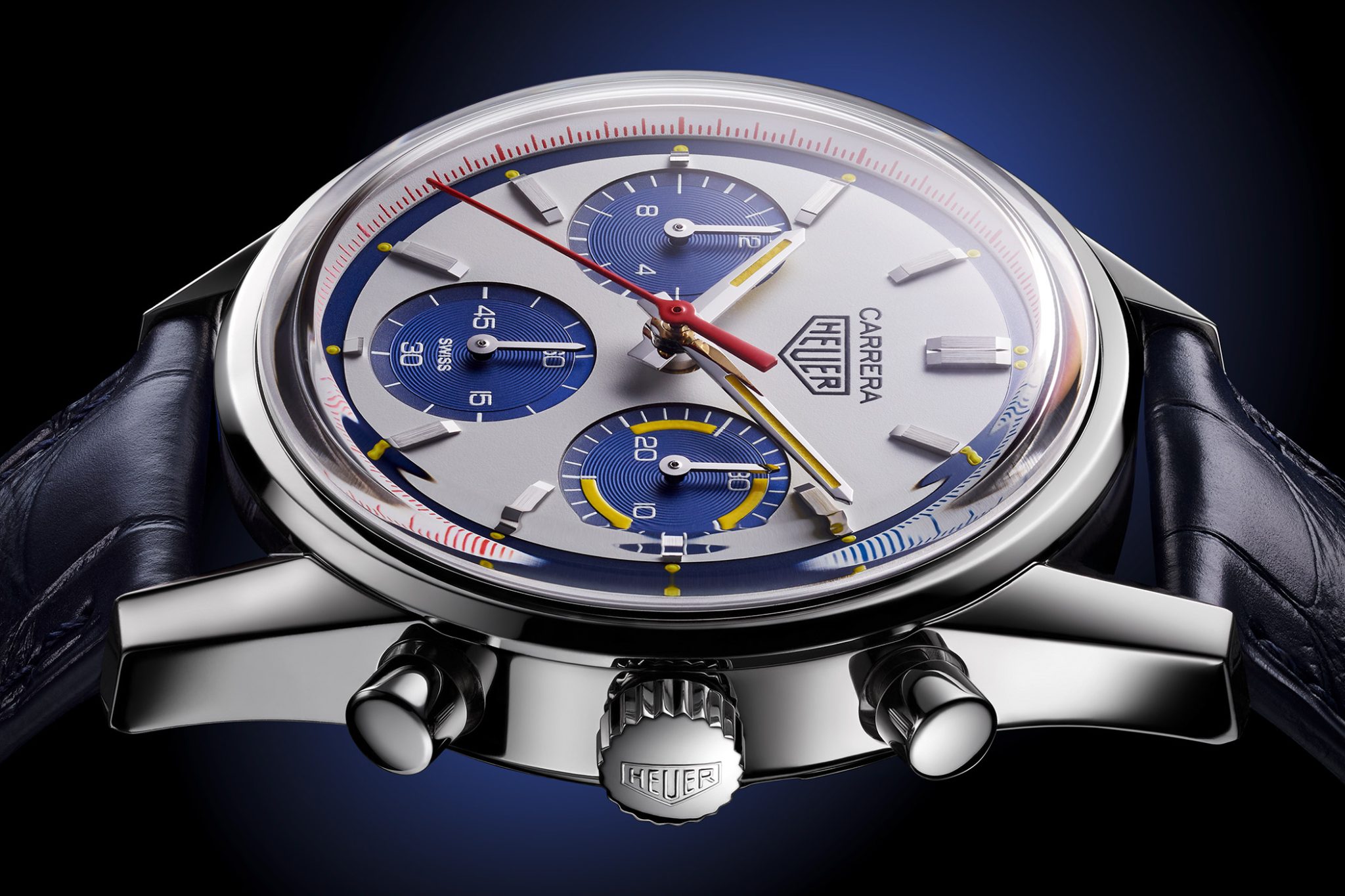 TAG-Heuer-Carrera-160-Years-Montreal-Limited-Edition-CBK221C.FC6488-03