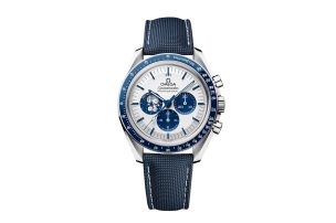 OMEGA-Speedmaster-Silver-Snoopy-Award-50th-Anniversary-310-32-42-50-02-001-Cover