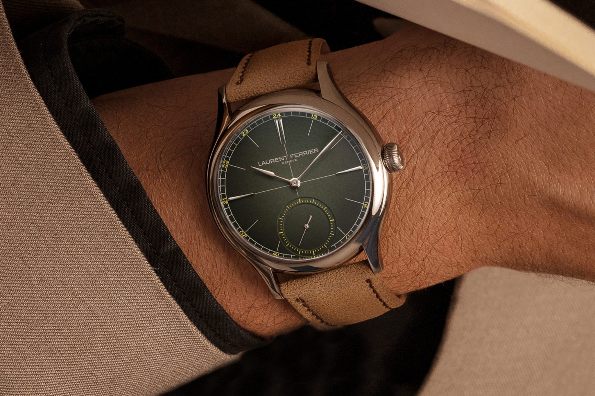 Laurent-Ferrier-Classic-Origin-Green-Wristshot