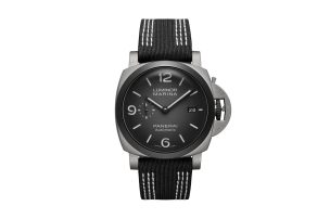 Panerai-PAM01122-Luminor-Marina-44mm-Guillaume-Nery-Edition-Cover