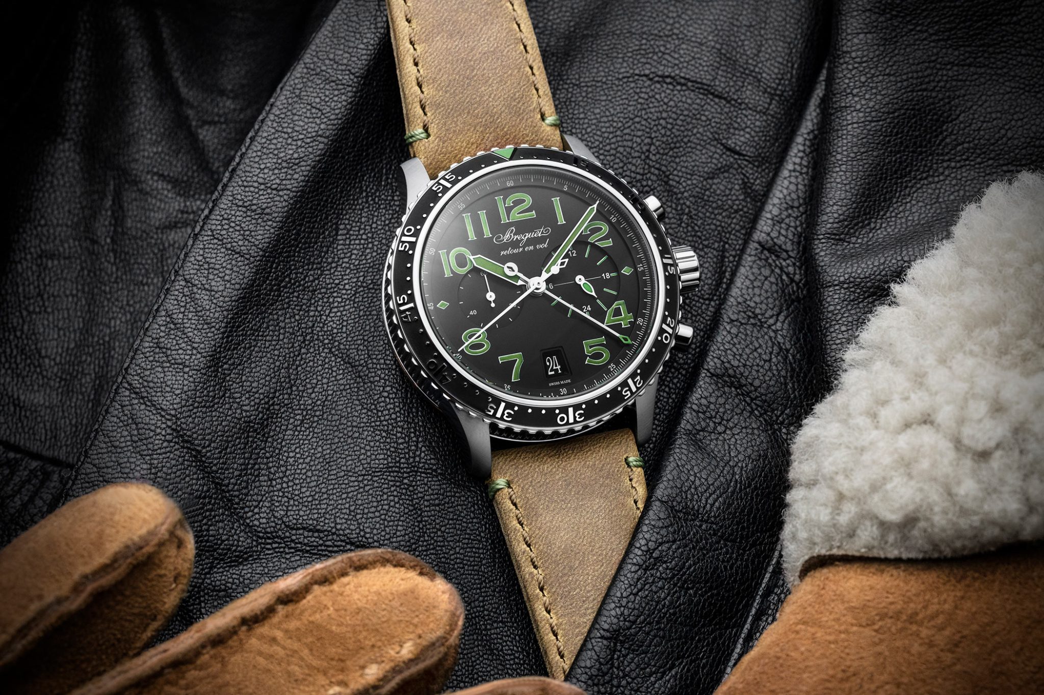 Breguet-Type-XXI-3815-Lifestyle-Gruen