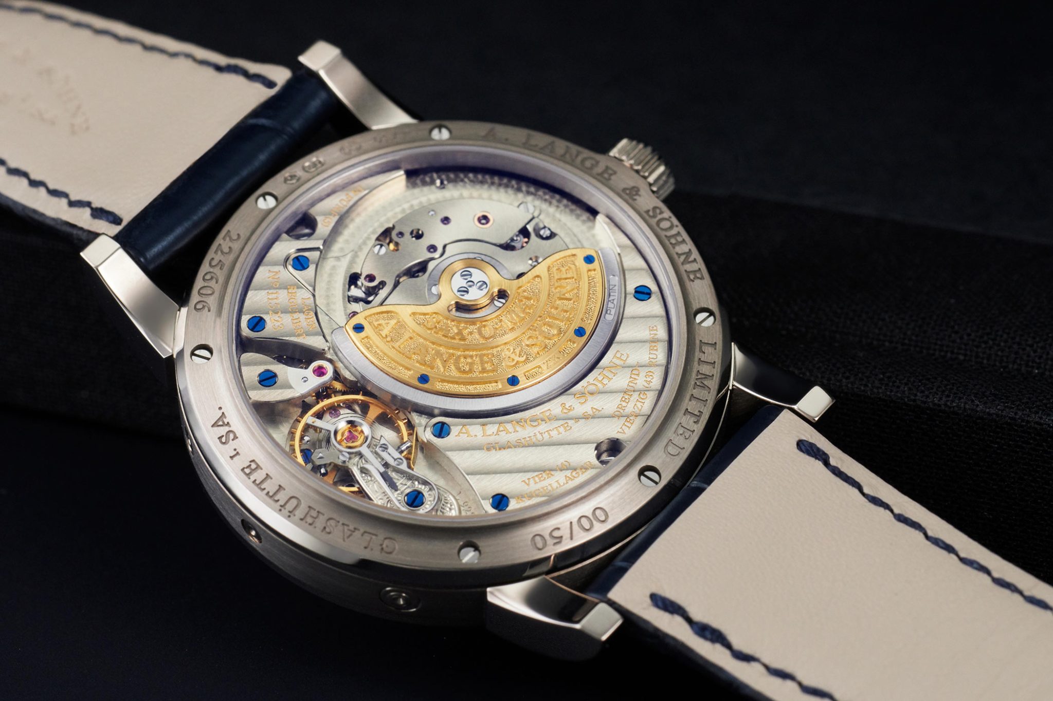 A-Lange-Soehne-ALS-310-028-Langematik-Perpetual-Caseback