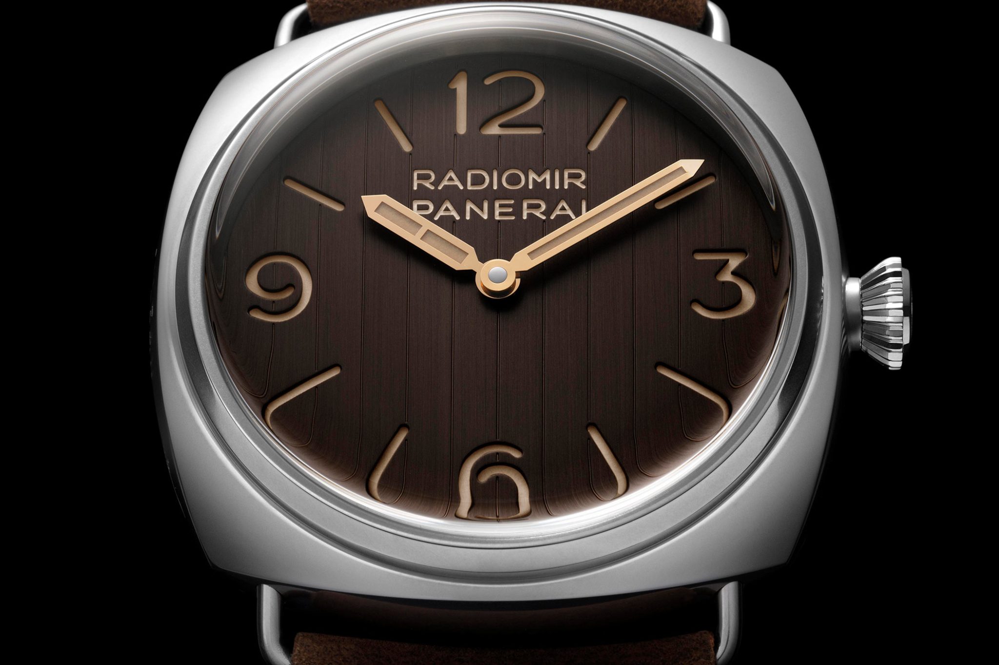 Panerai-Radiomir-Eilean-PAM01243-Dial
