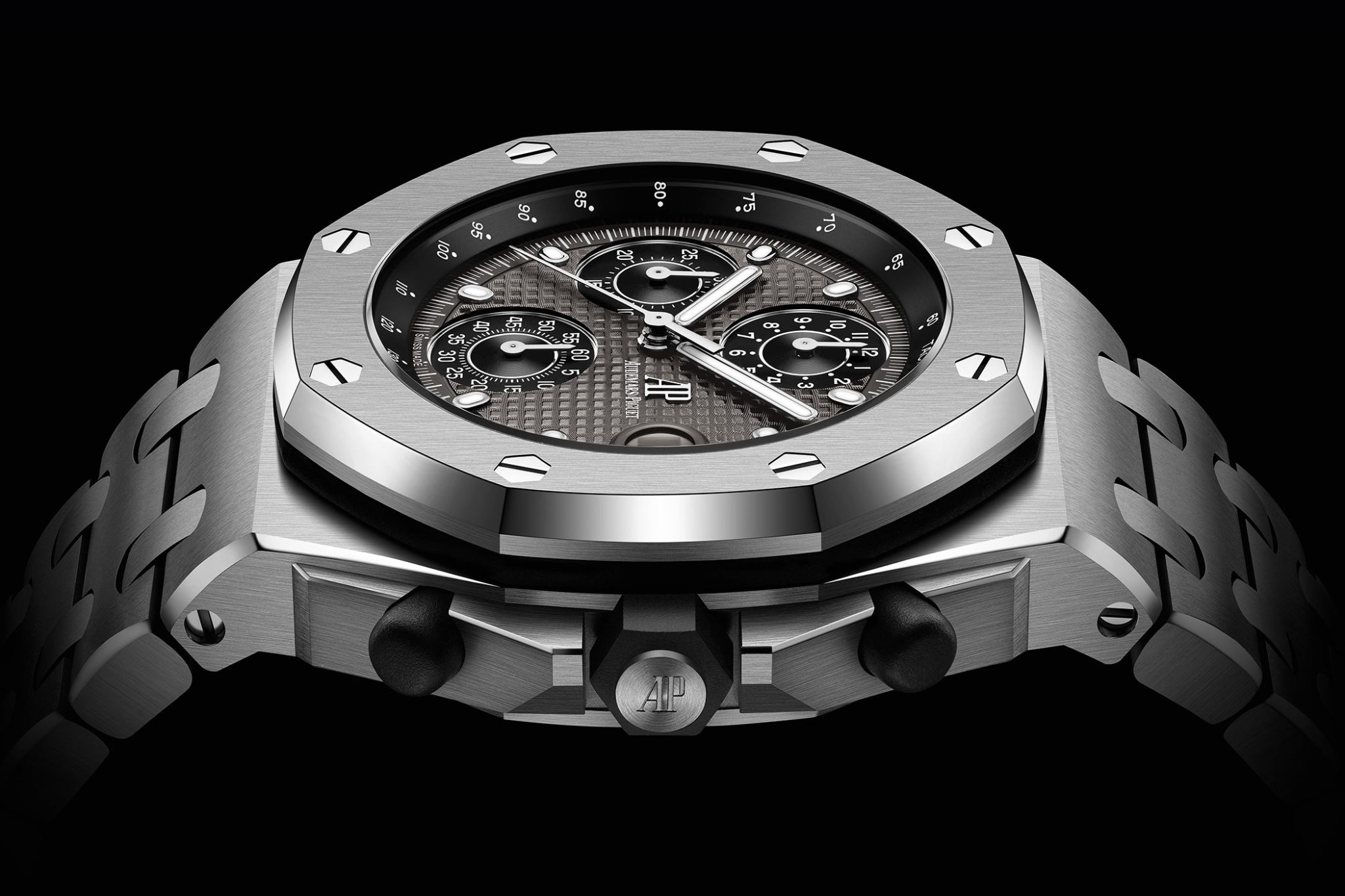 Audemars-Piguet-Original-Royal-Oak-Offshore-26238TI-Case