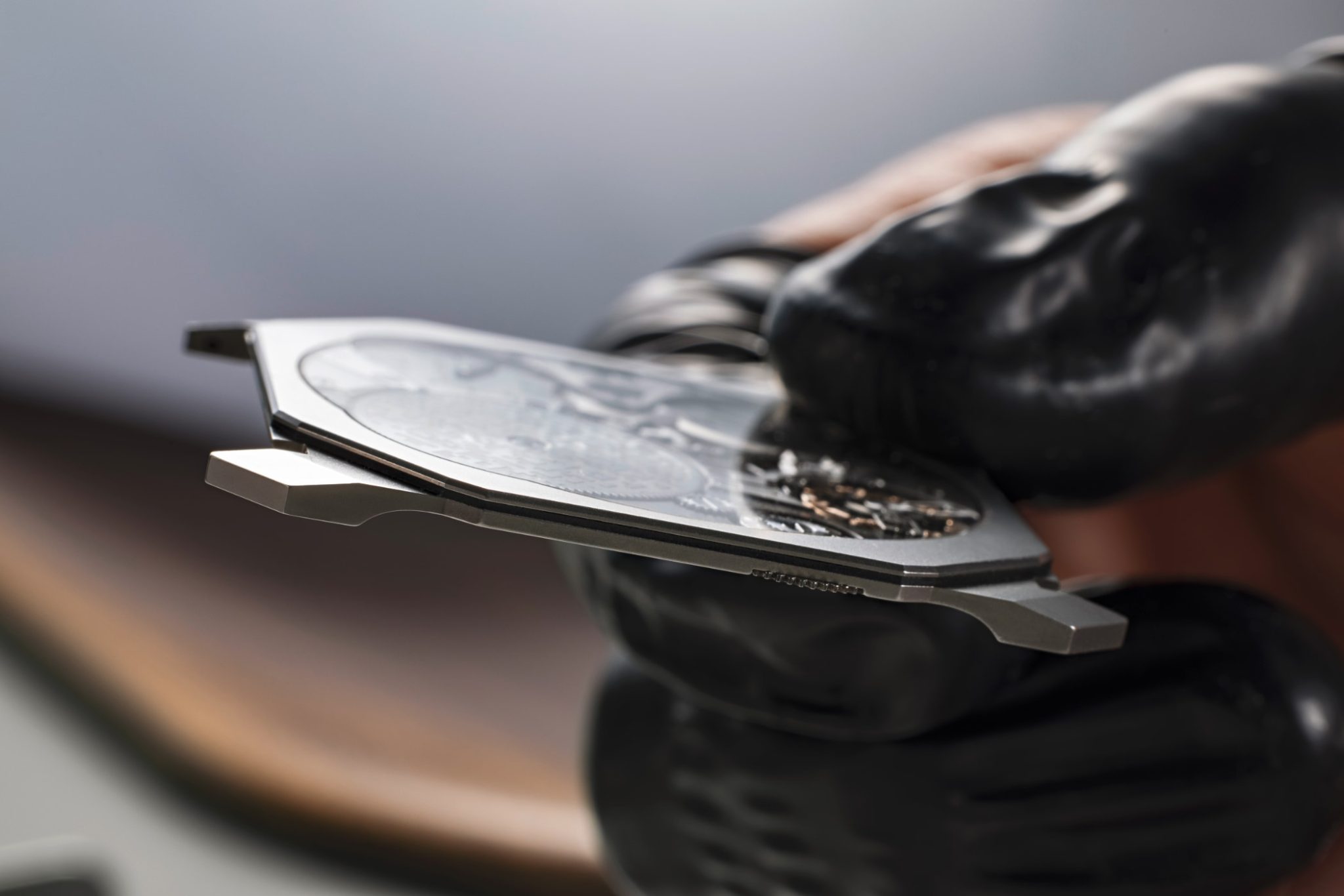 Bulgari-Octo-Finissimo-Ultra-Case-Manufacture-In-Hand-Side