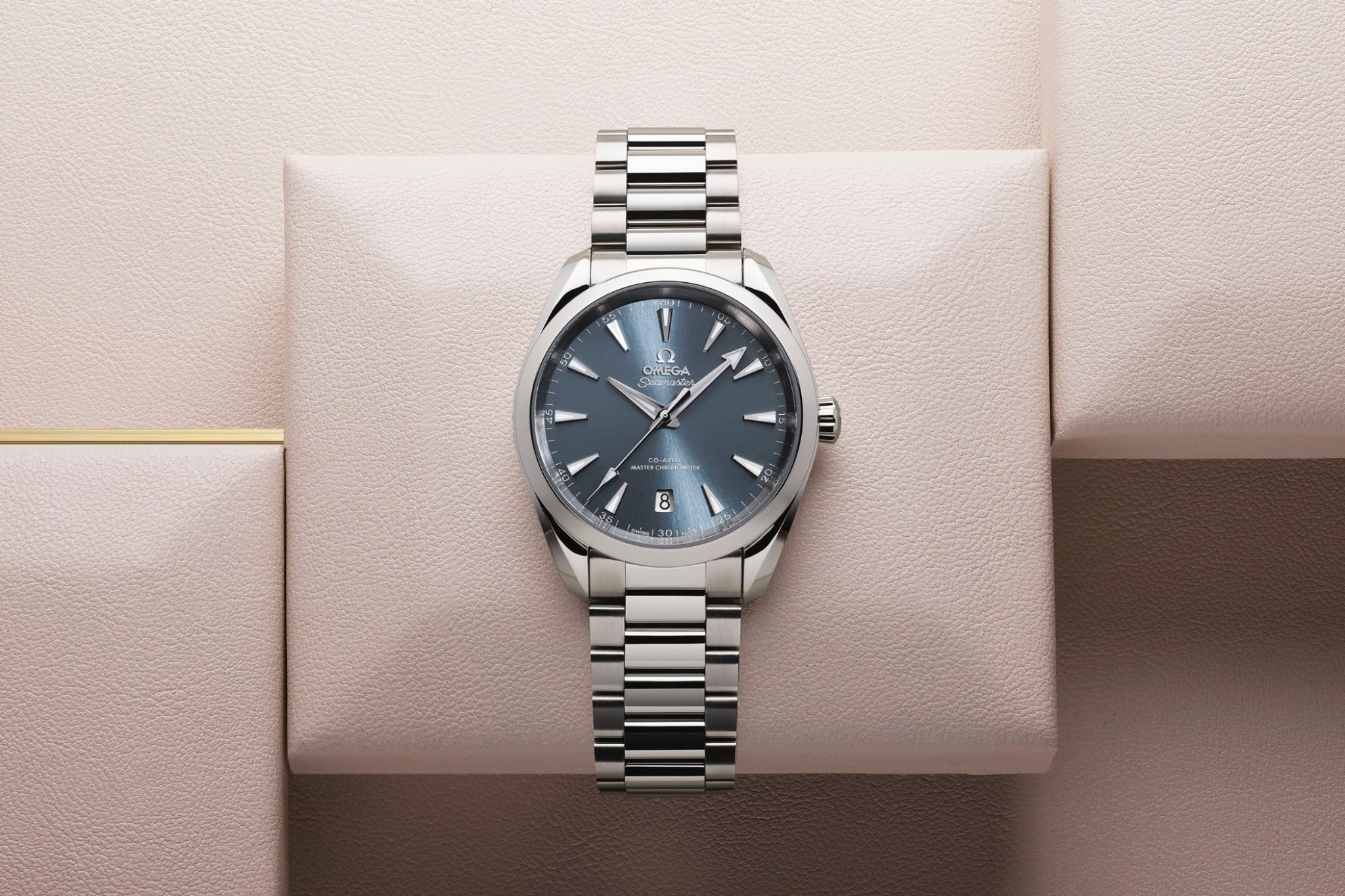 OMEGA-Aqua-Terra-38-mm-blue-soldier-front