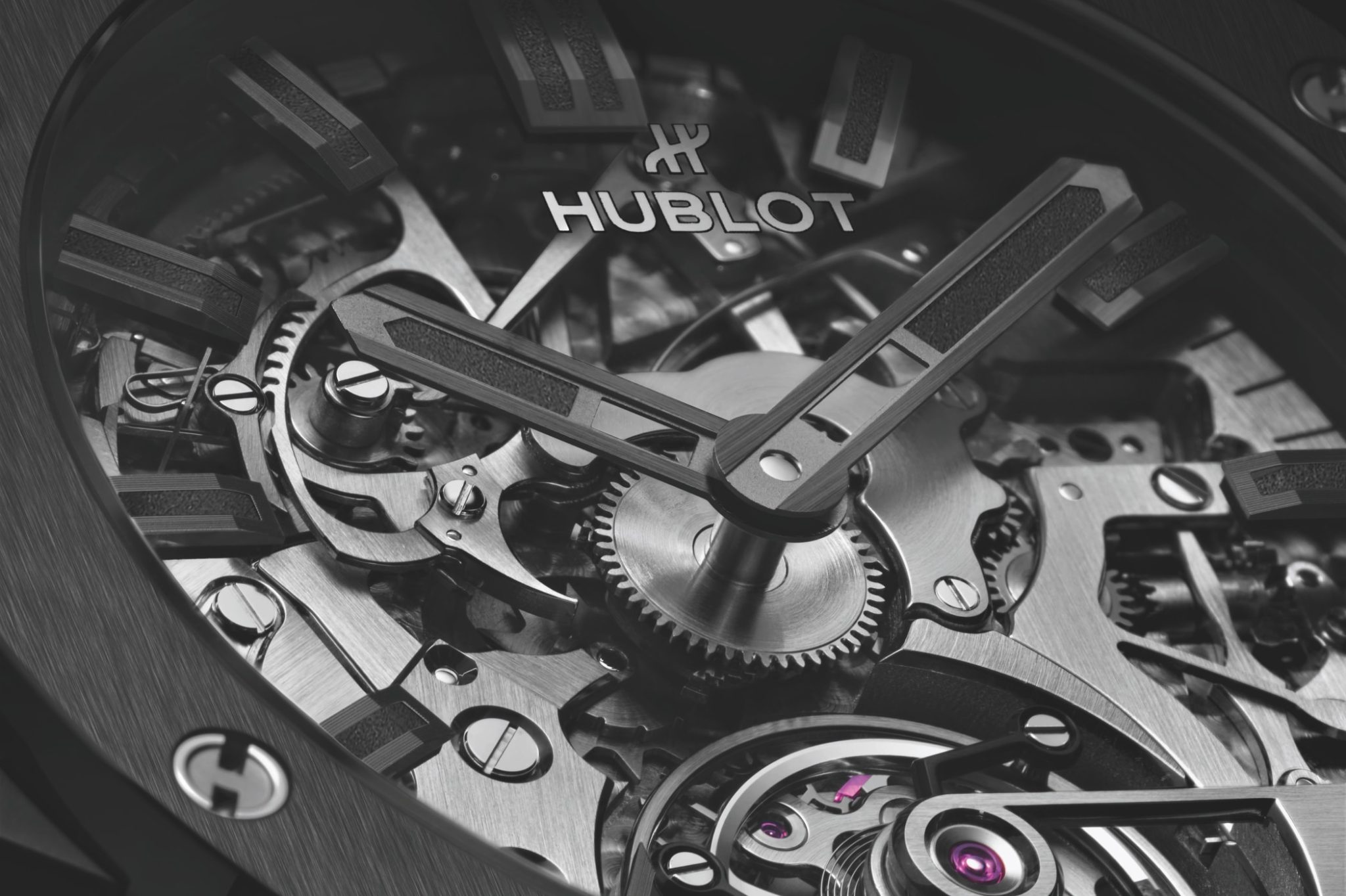 Hublot-Big-Bang-Integral-Tourbillon-Cathedral-Minute-Repeater-Ceramic-458.CX_.1170.CX_.YOS-and-458.HX_.1170.HX_.YOS-Front-Close-Up-Dial
