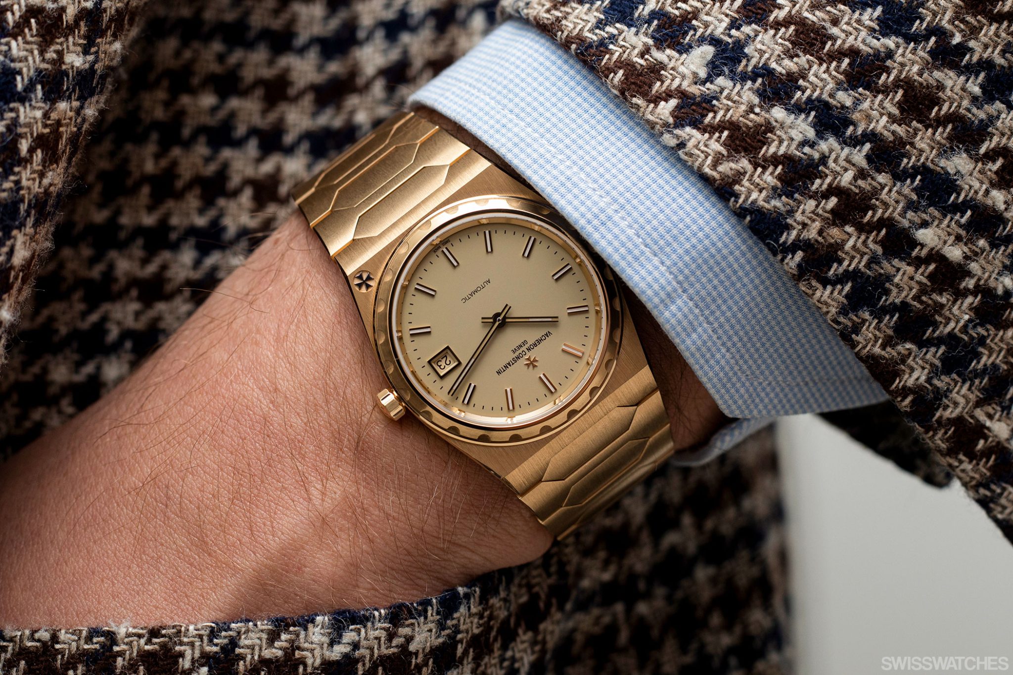 Vacheron-Constantin-Historiques-222-Watches-And-Wonders-2022-1