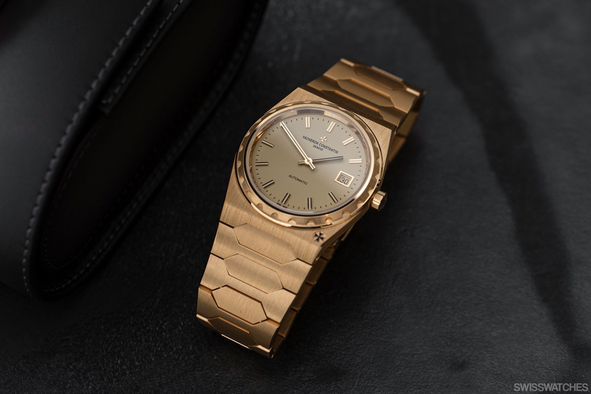 Vacheron-Constantin-Historiques-222-in-Yellow-Gold