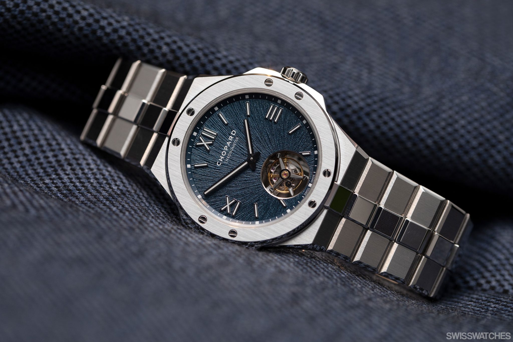 298616-3001-Chopard-LUC-Alpine-Eagle-Flying-Tourbillon