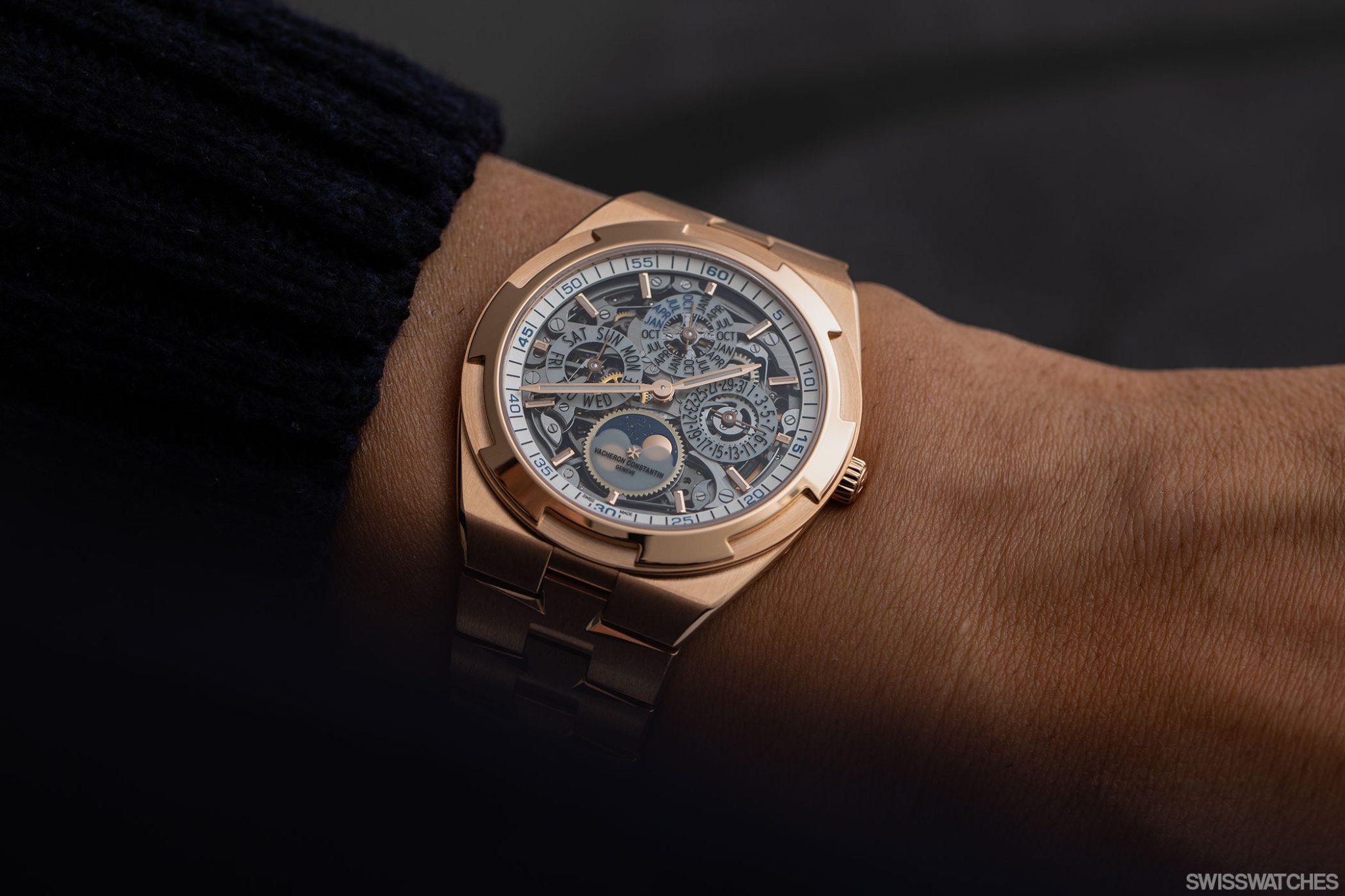 Vacheron-Constantin-Overseas-Perpetual-Calendar-Ultra-Thin-Skeleton-4300V-120R-B547