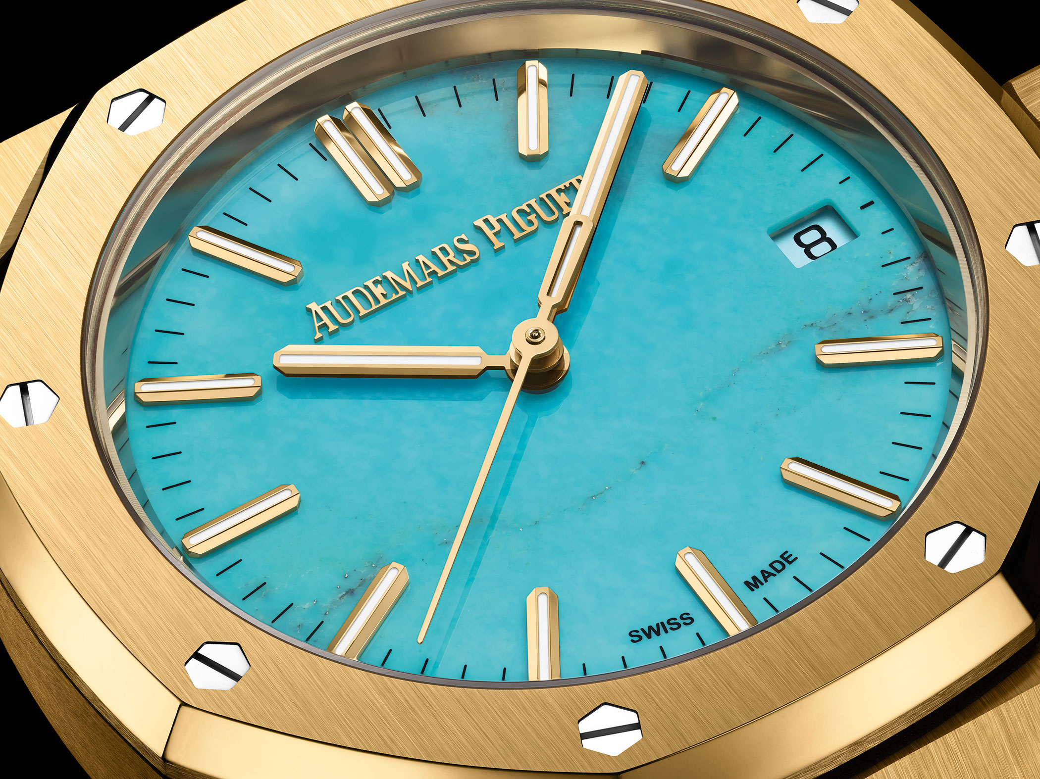 Audemars-Piguet-Royal-Oak-37mm-15550BA-Dial
