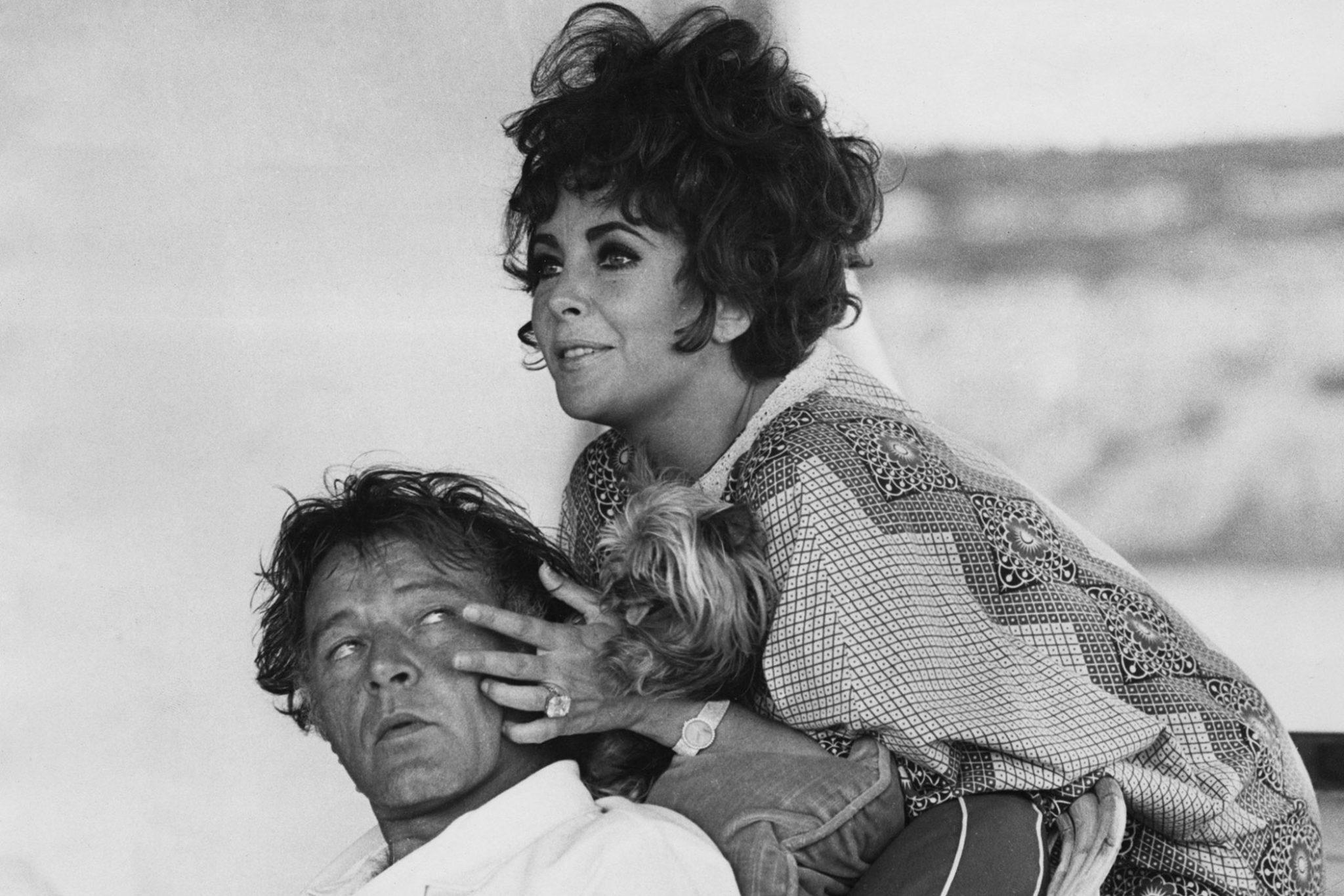 Piaget-Elizabeth-Taylor-and-Richard-Burton-Sardaigne-in-1967