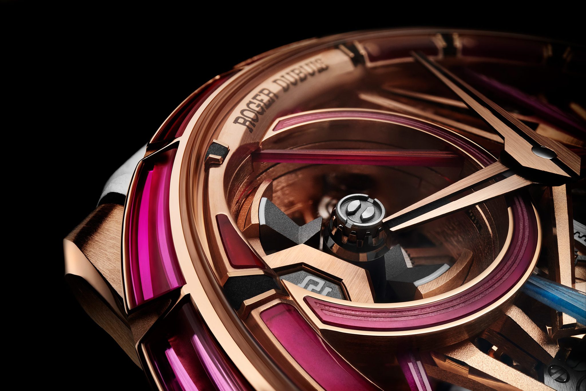 Roger-Dubuis-Ecalibur-Blacklight-Spin-Stone-MB-RDDBEX0950flange