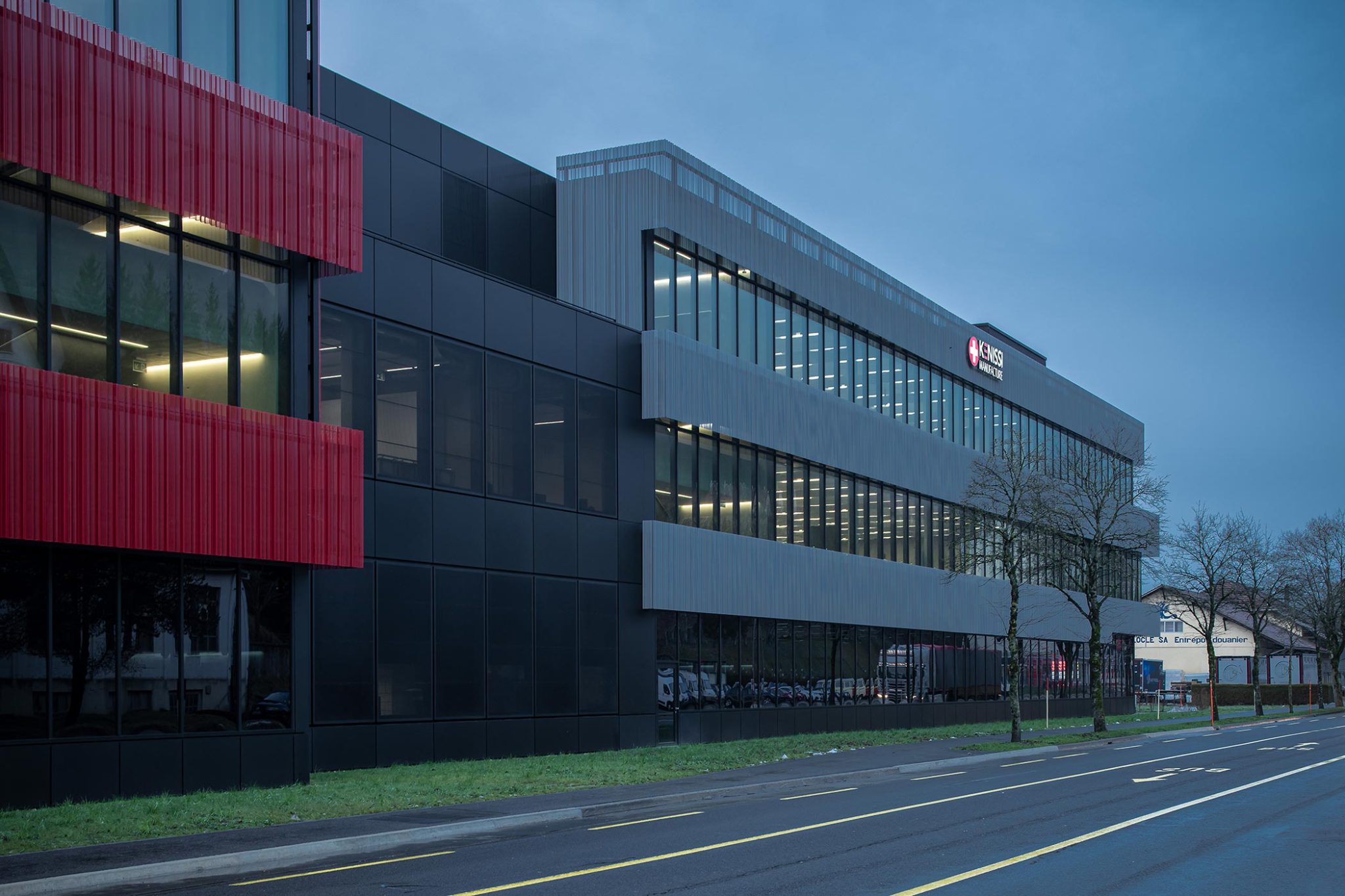 Kenissi-Manufacture-in-LeLocle-Switzerland