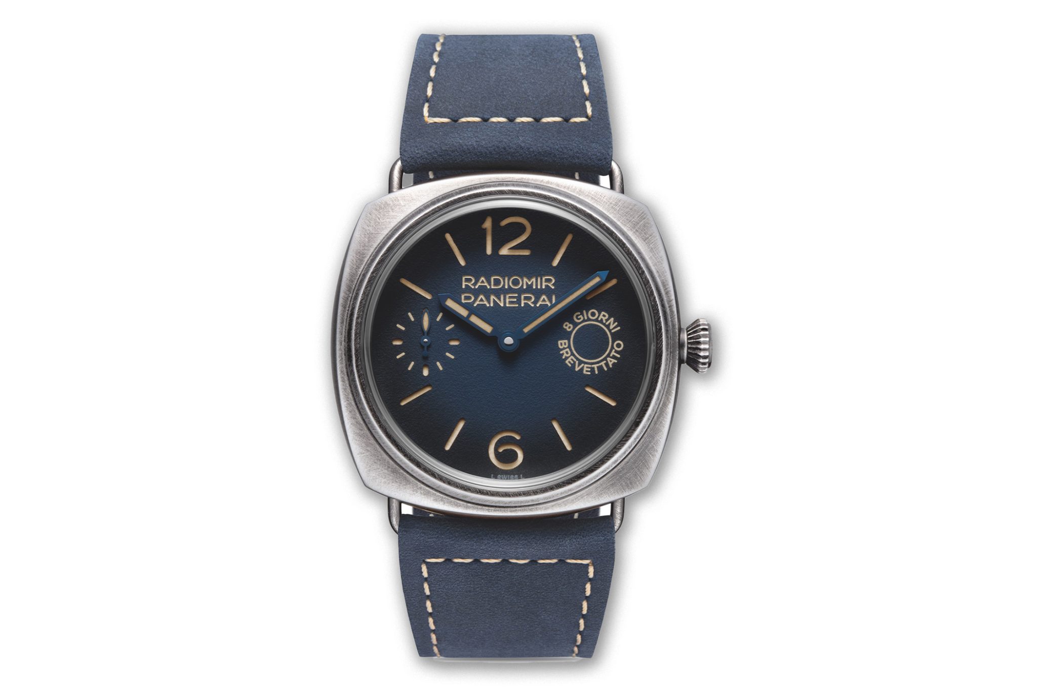 Panerai-Radiomir-Jahreskalender-PAM01347-front-white-background