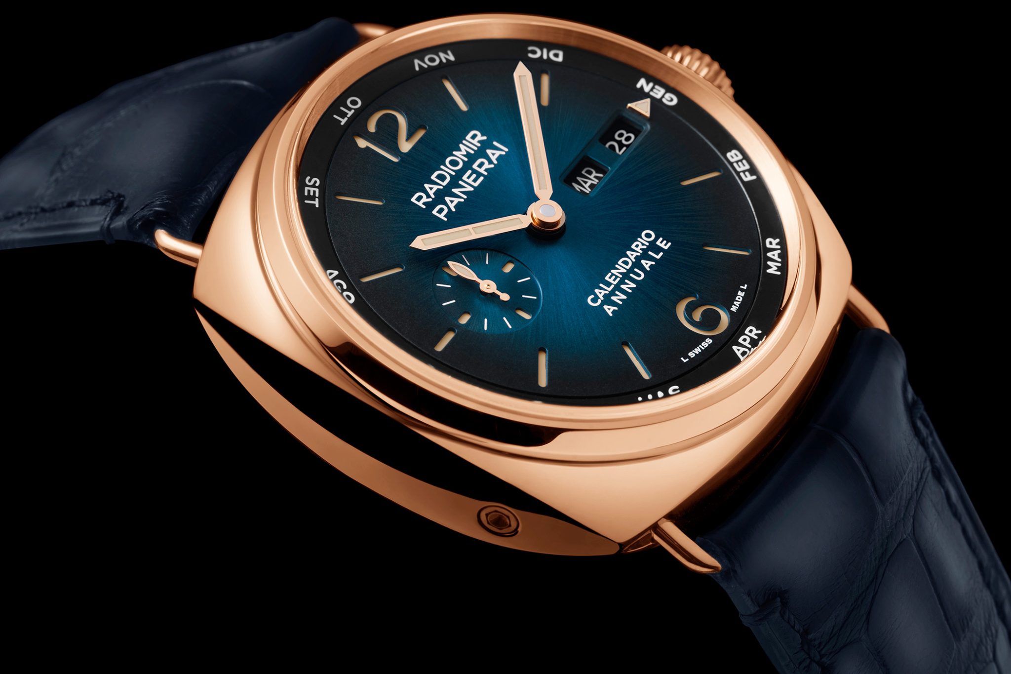 Panerai-Radiomir-annual-calender-PAM01363-dial-black-background