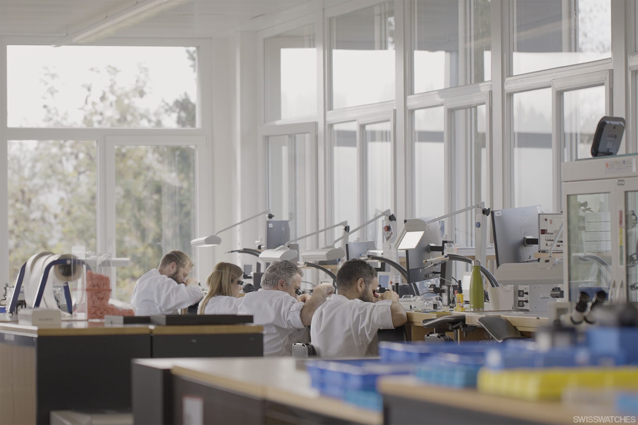 Piaget-Manufacture-La-Cote-Aux-Fees-Watchmakers-Assembling