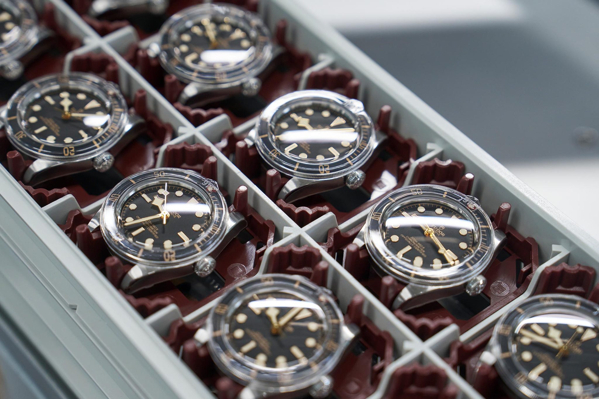 TUDOR-Manufacture-automated-stock-system