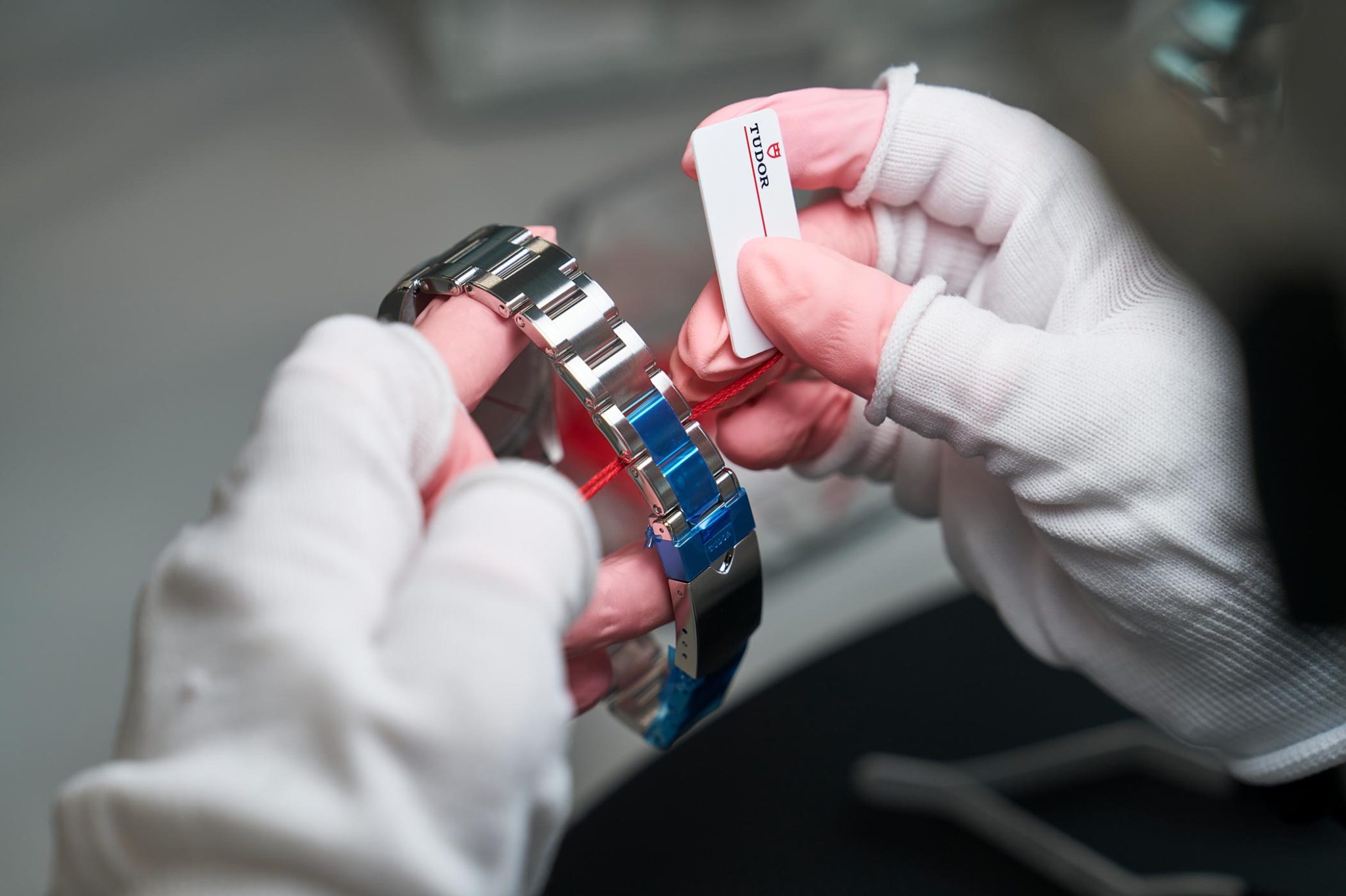 TUDOR-Manufacture-bracelet-fitting-2