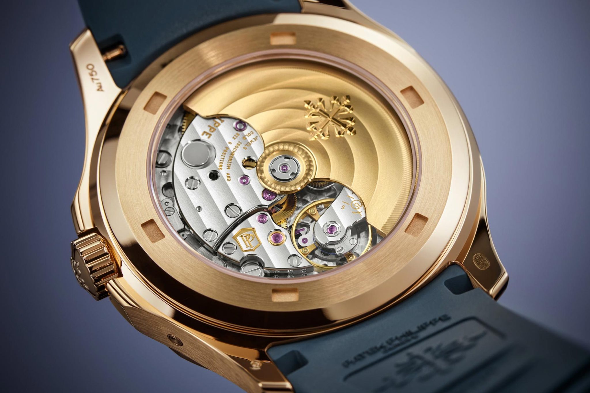 Calibre-26‑330-S-QA-LU-Patek-Philippe-Ref-5261R-001-Annual-Calendar-Aquanaut-Luce