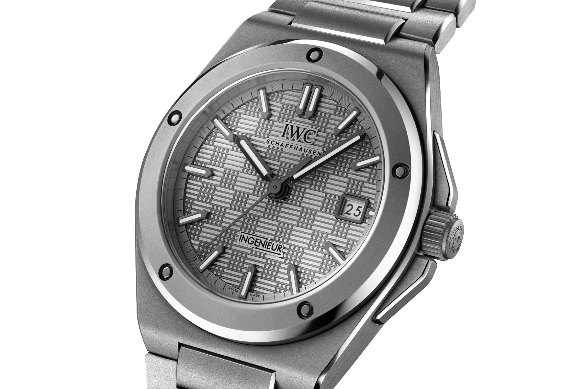 IWC-Ingenieur-40-Automatic-Titanium-Calibre-3211