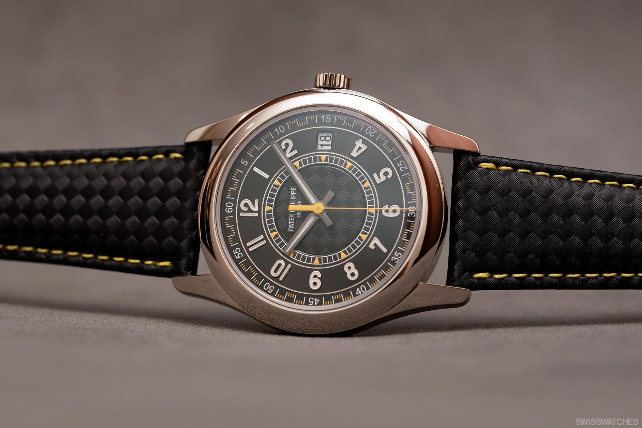 Patek-Philippe-Calatrava-Ref-6007G-001-in-Yellow-WW-2023