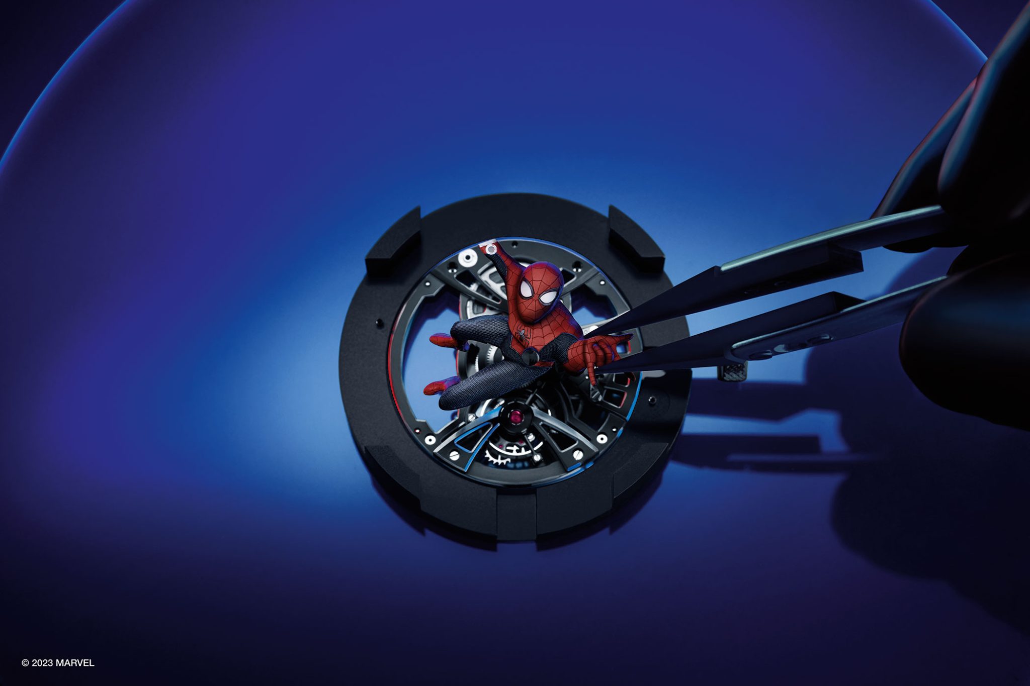 AP-Marvel-Spiderman-Royal-Oak-Concept-26631IO-OO-D002CA-01-Savoir-Faire-03
