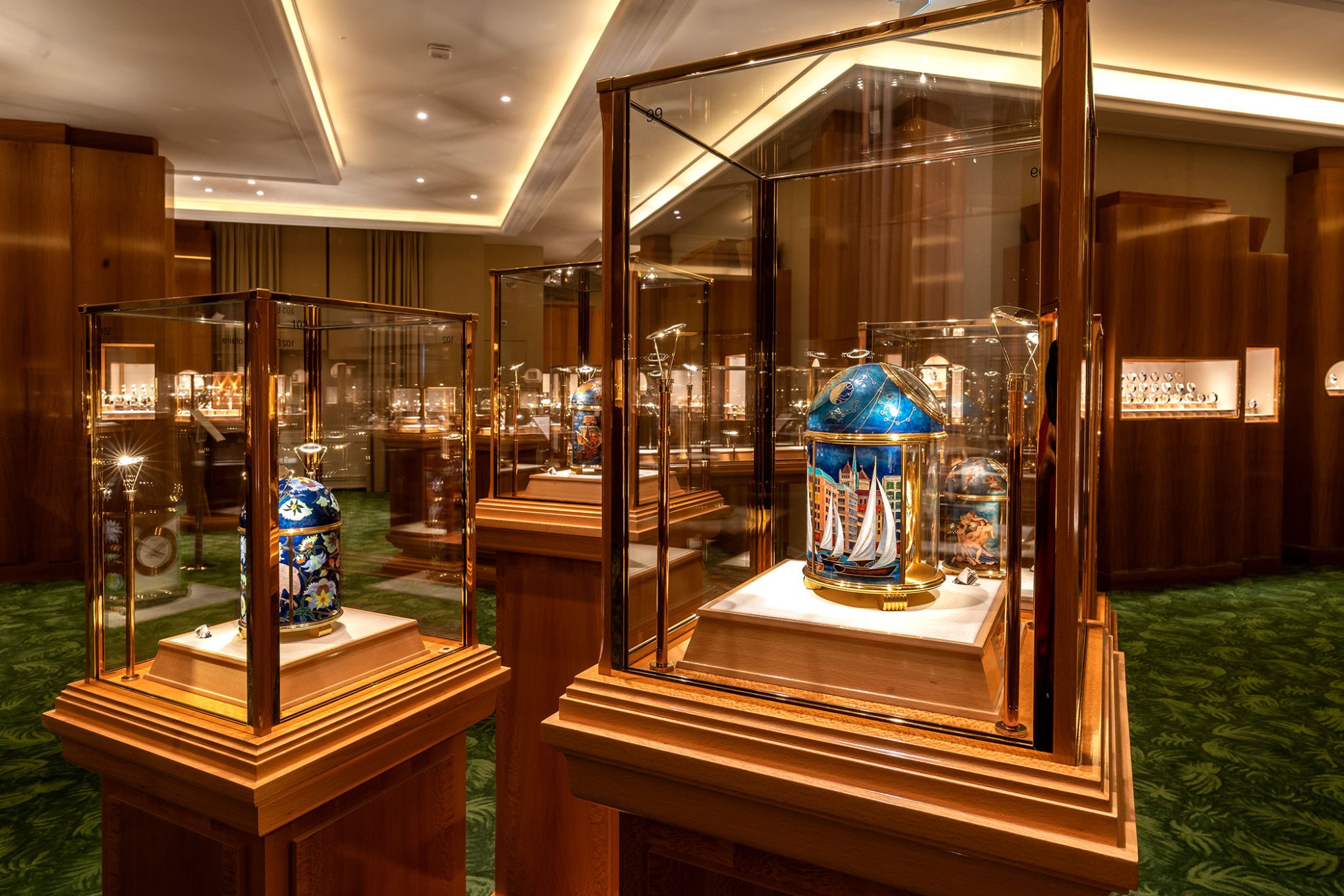 Inside-the-Patek-Philippe-Museum-Exhibition-Rare-Handcrafts