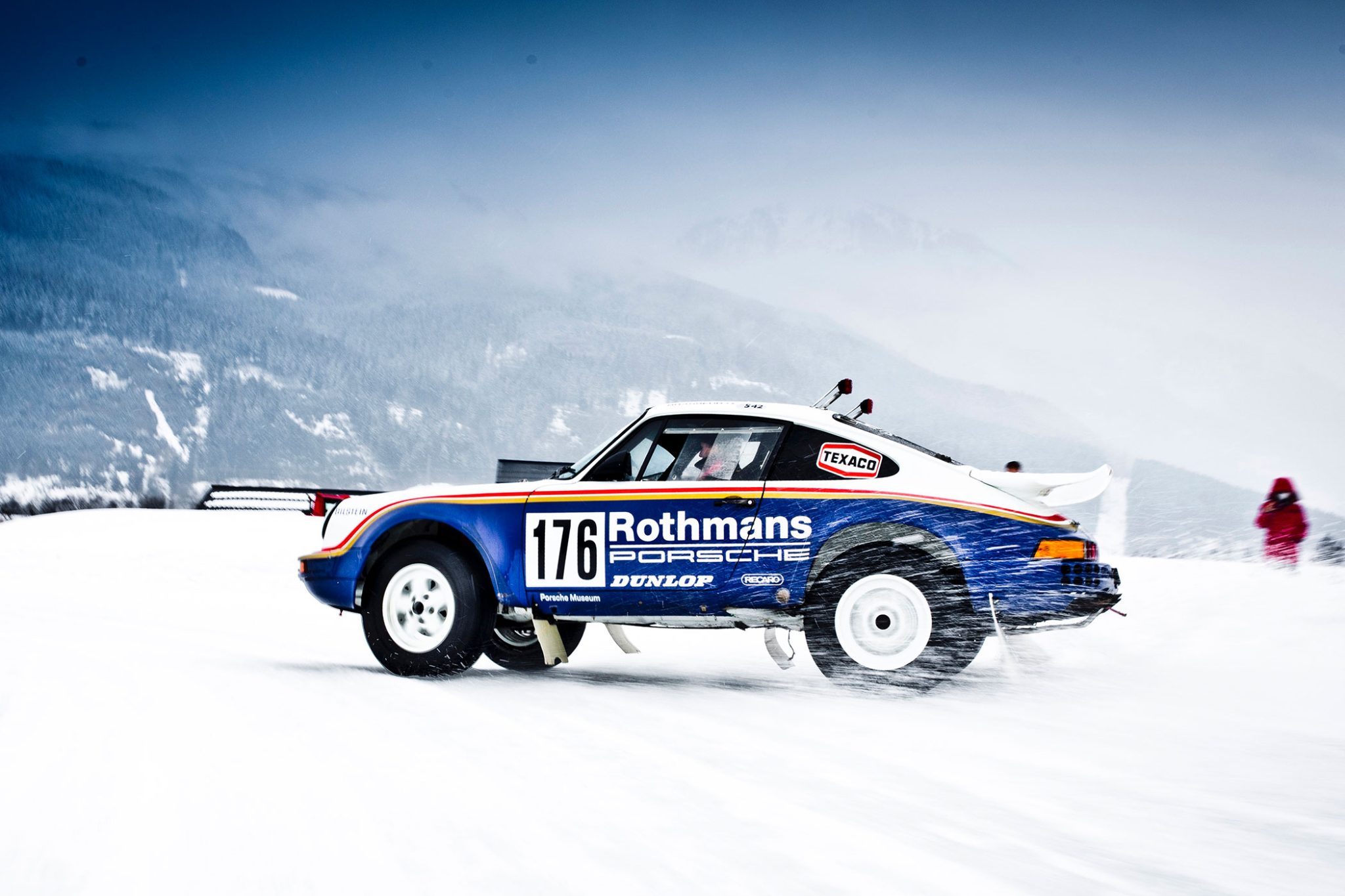 Porsche-911-Carrera-3-2-4x4-Paris-Dakar-953-Credit-Stefan-Bogner
