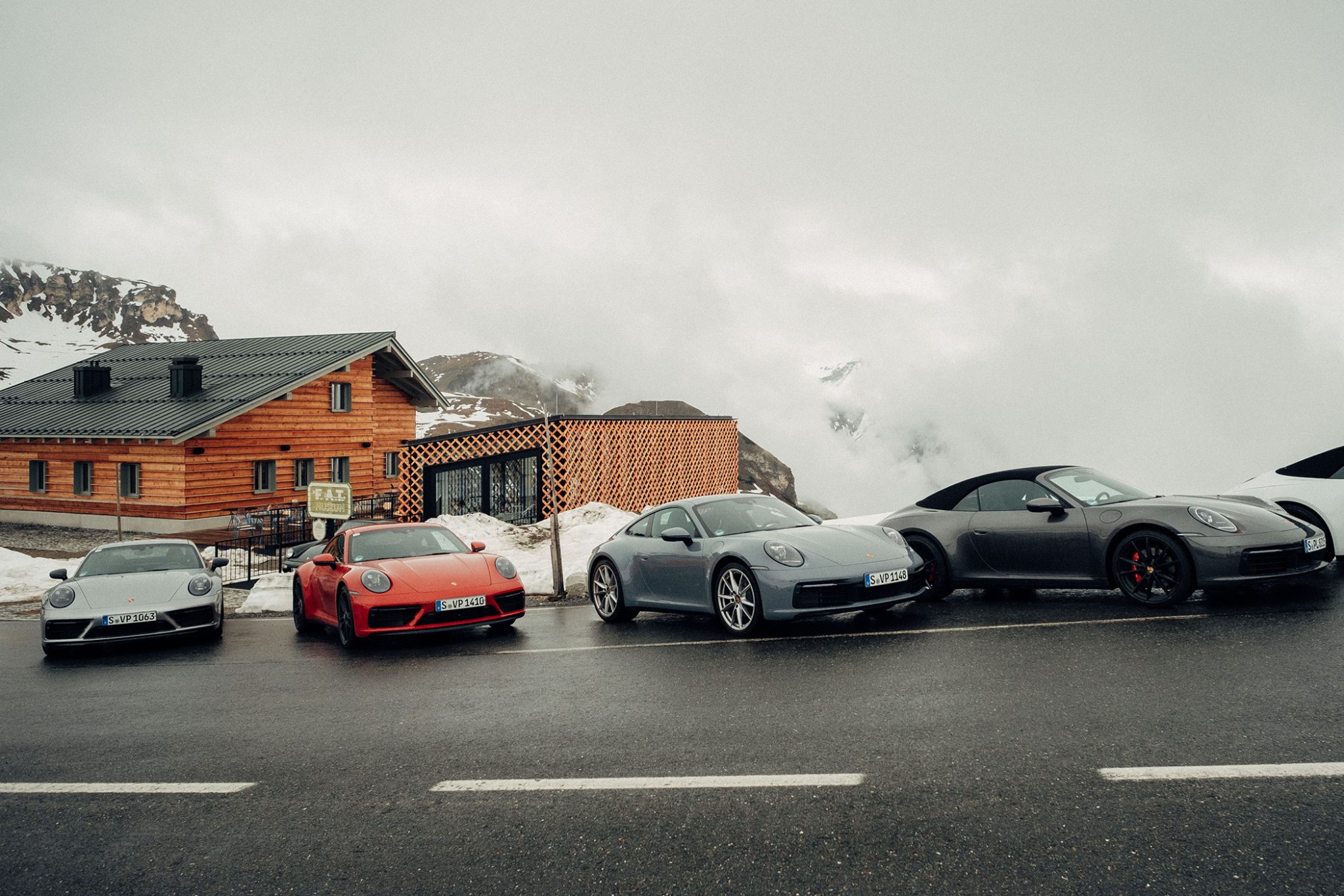 The-Porsche-Meeting-at-Grossglockner-Porsche-Design-x-FAT-International