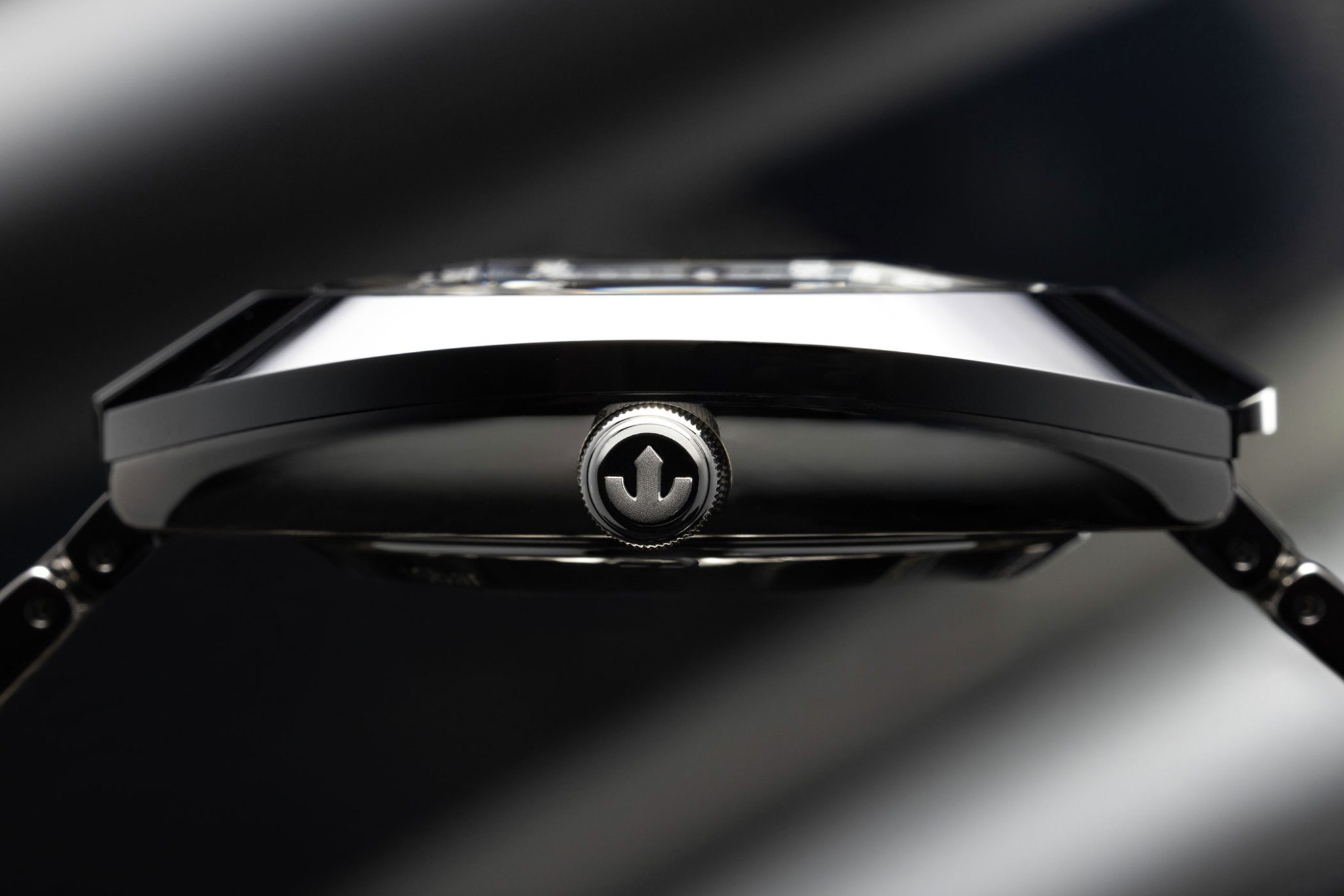 Rado-DiaStar-Original-Skeleton-R12162153-LS-Case-02