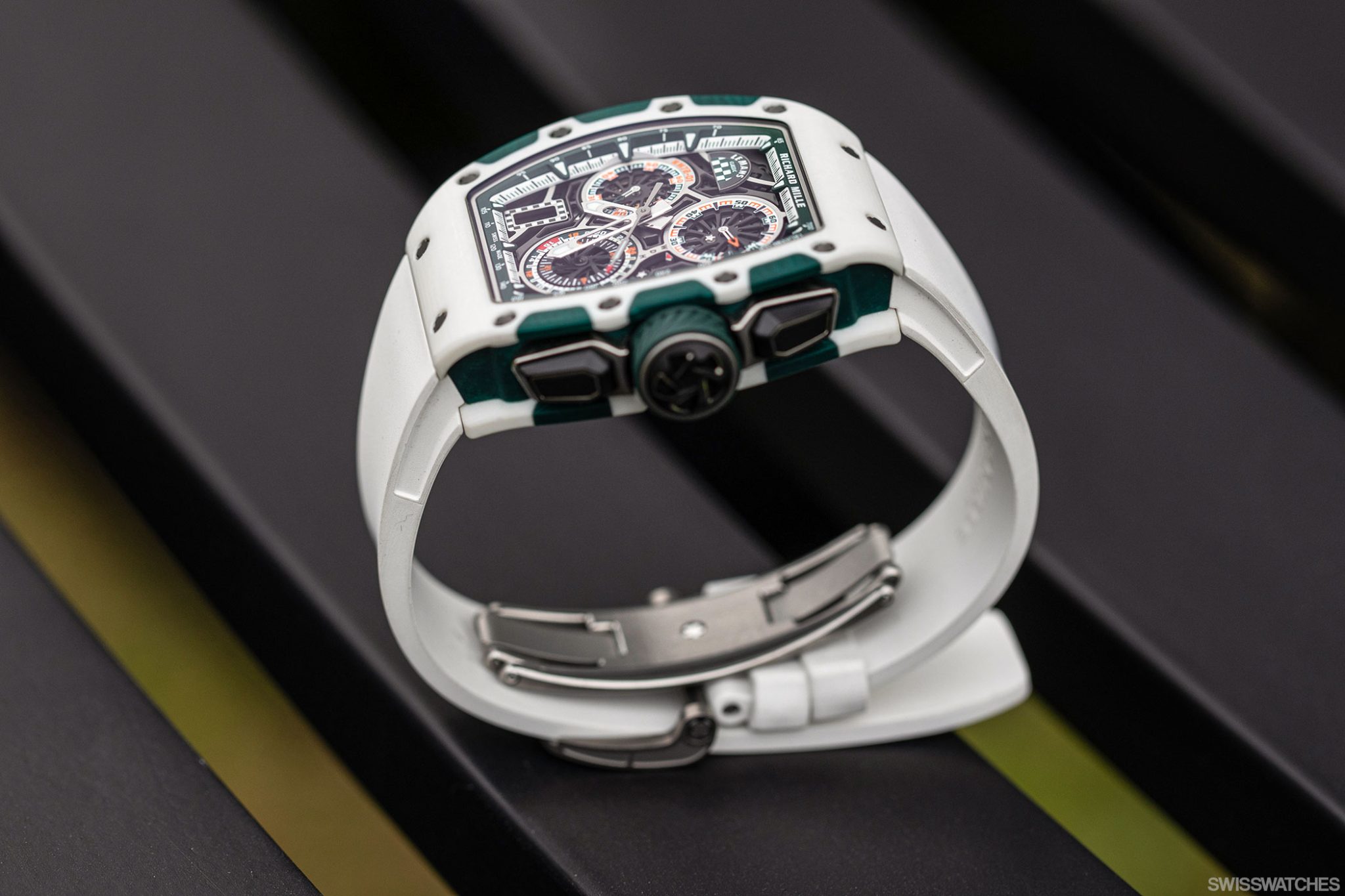 Richard-Mille-RM-72-01-LeMans-Classic-Limited-Edition-of-150-Pieces-04