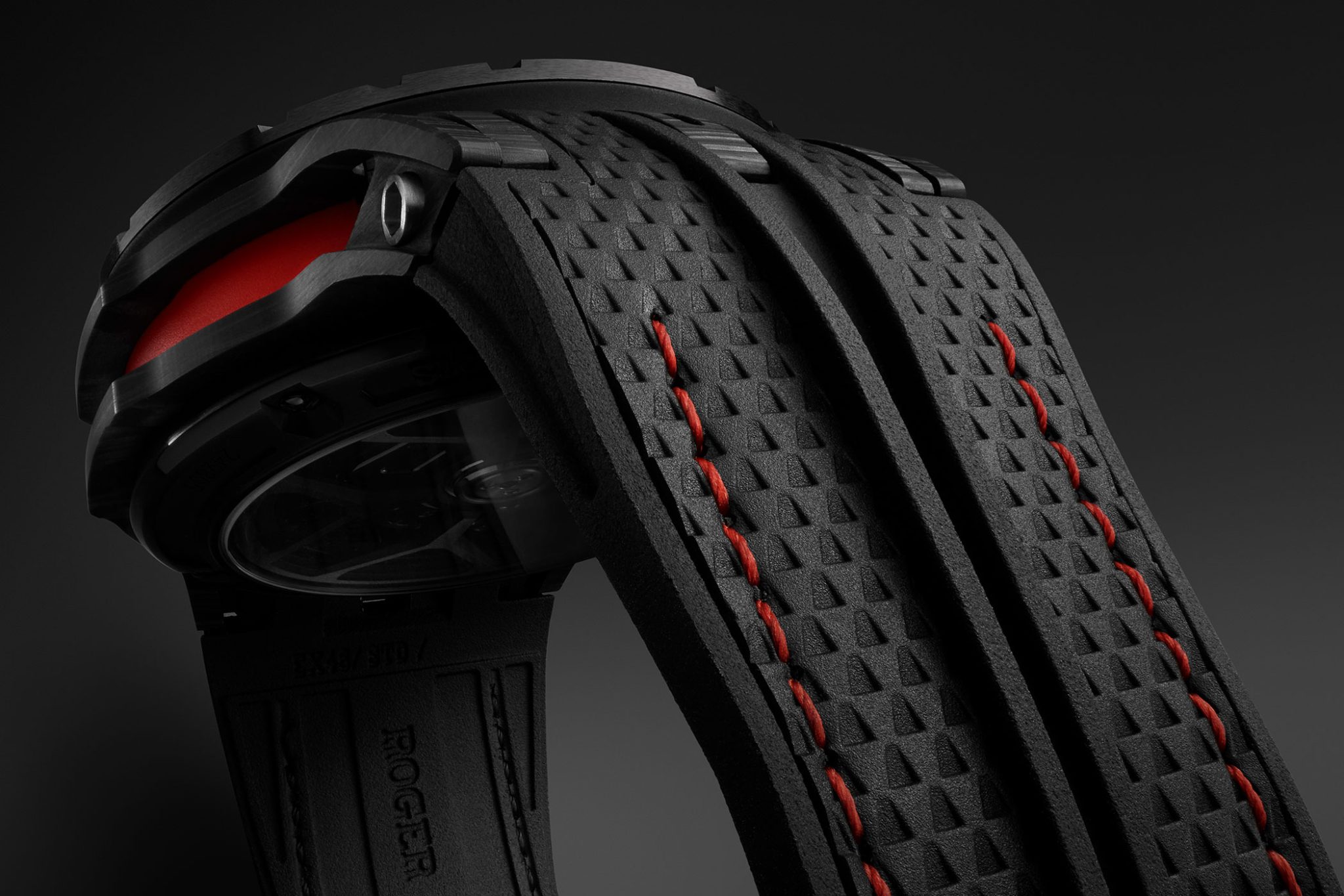 Roger-Dubuis-Excalibur-Spider-Flyback-Chronograph-RDDBEX1046-Strap