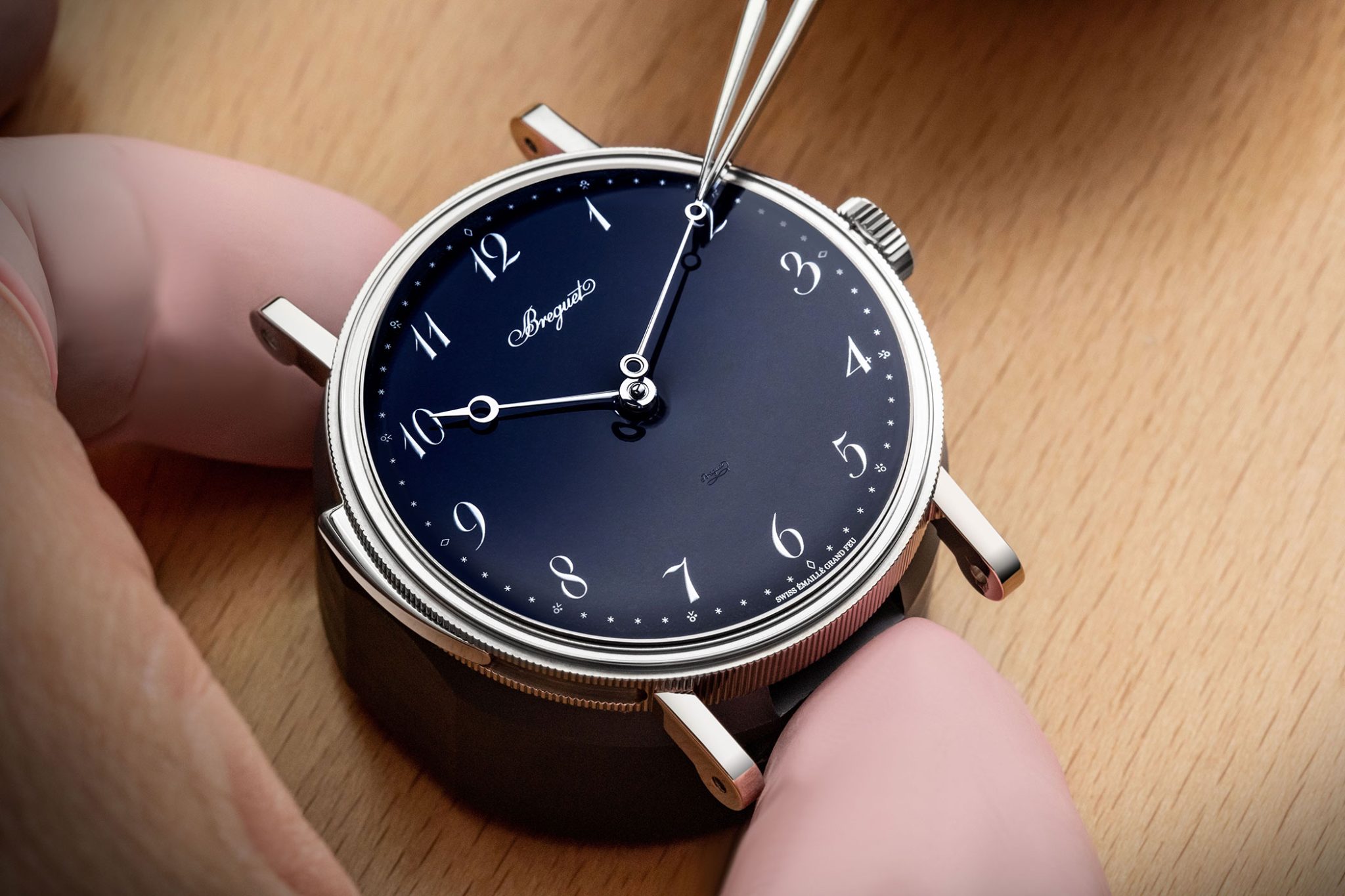 Breguet-Classique-Ref-7637-Minutenrepetition-04