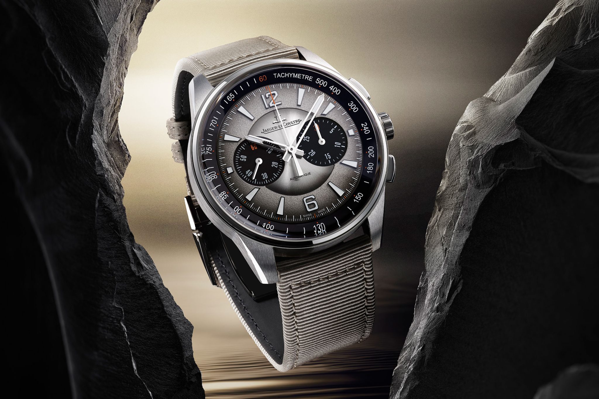 Jaeger-LeCoultre-Polaris-Chronograph-2023-Q902843J-Grey