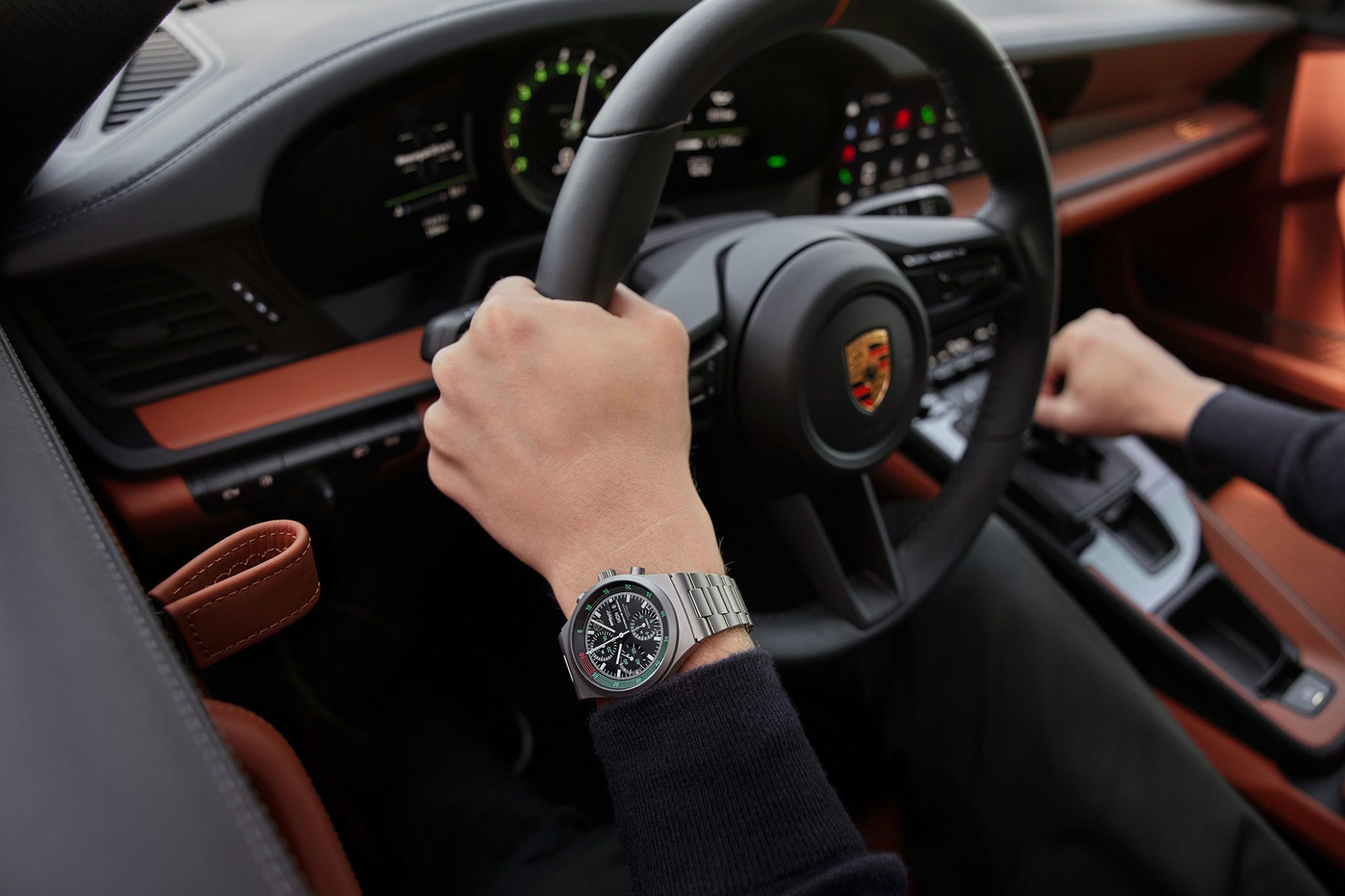 Porsche-Design-Chronograph-1-911-S-T-Porsche-911-60th-Anniversary-02