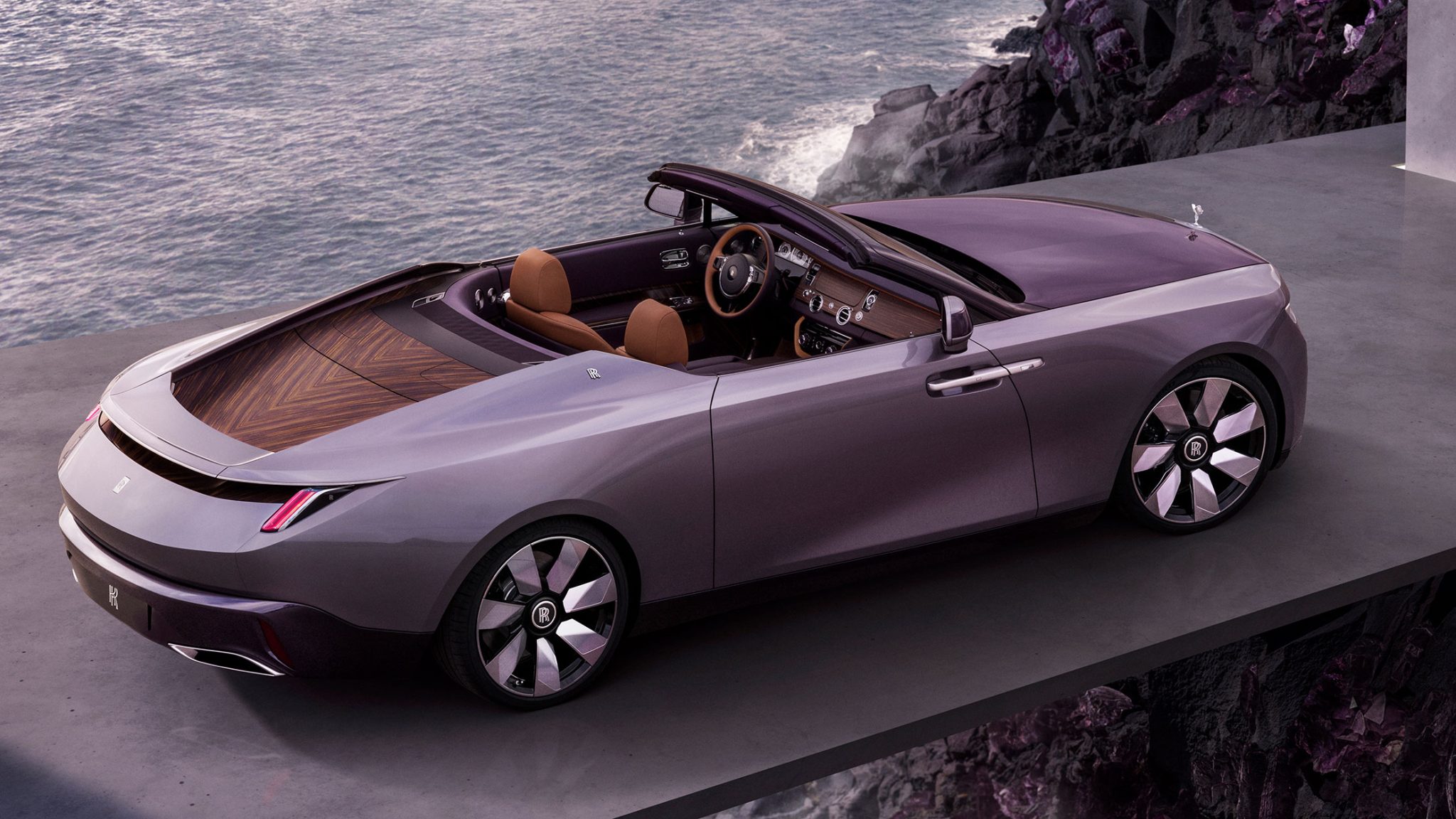 Rolls-Royce-Amethyst-Droptail-RR-9880C-000T-182C