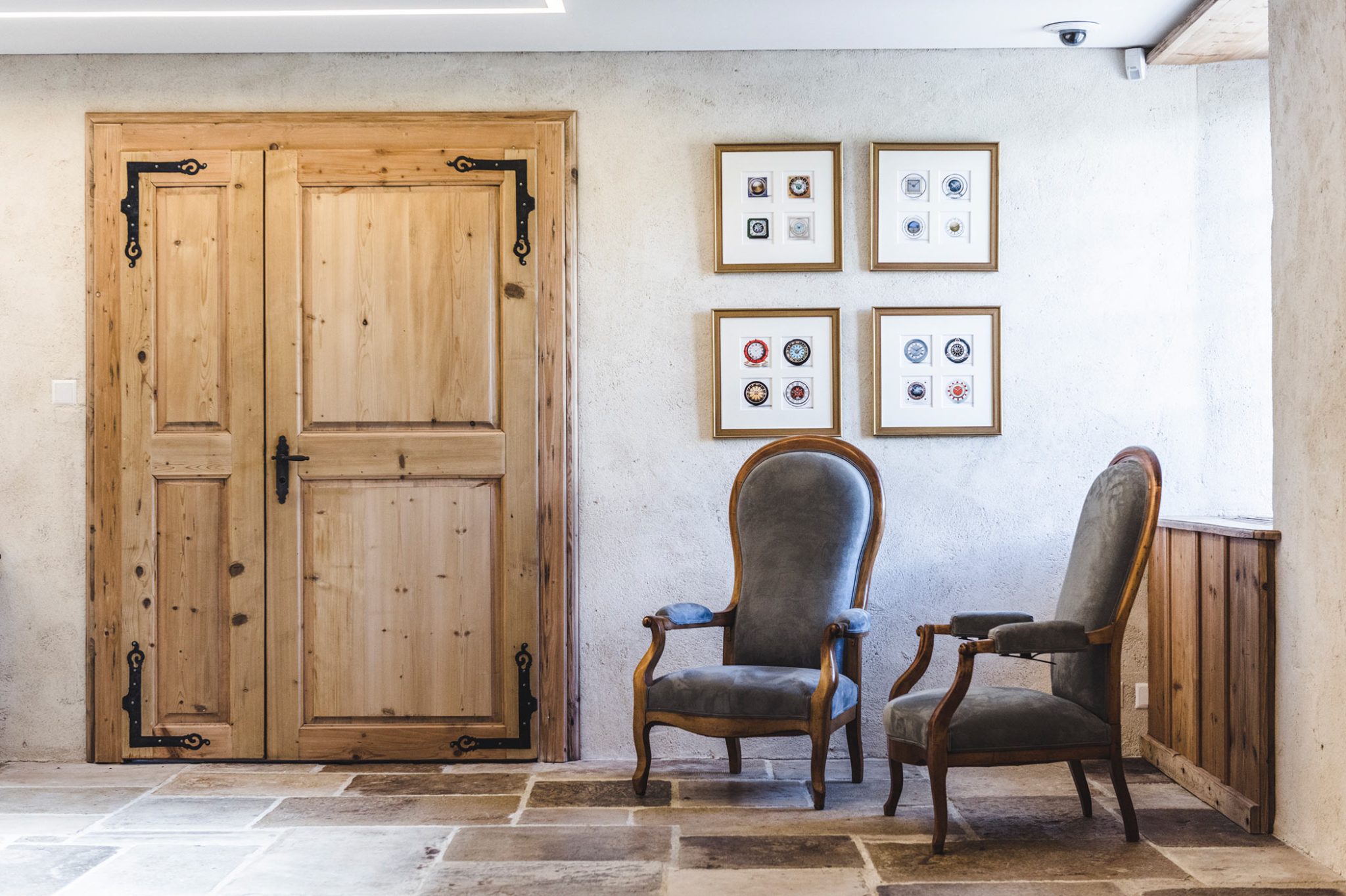 Interior-Meeting-Old-And-New-1