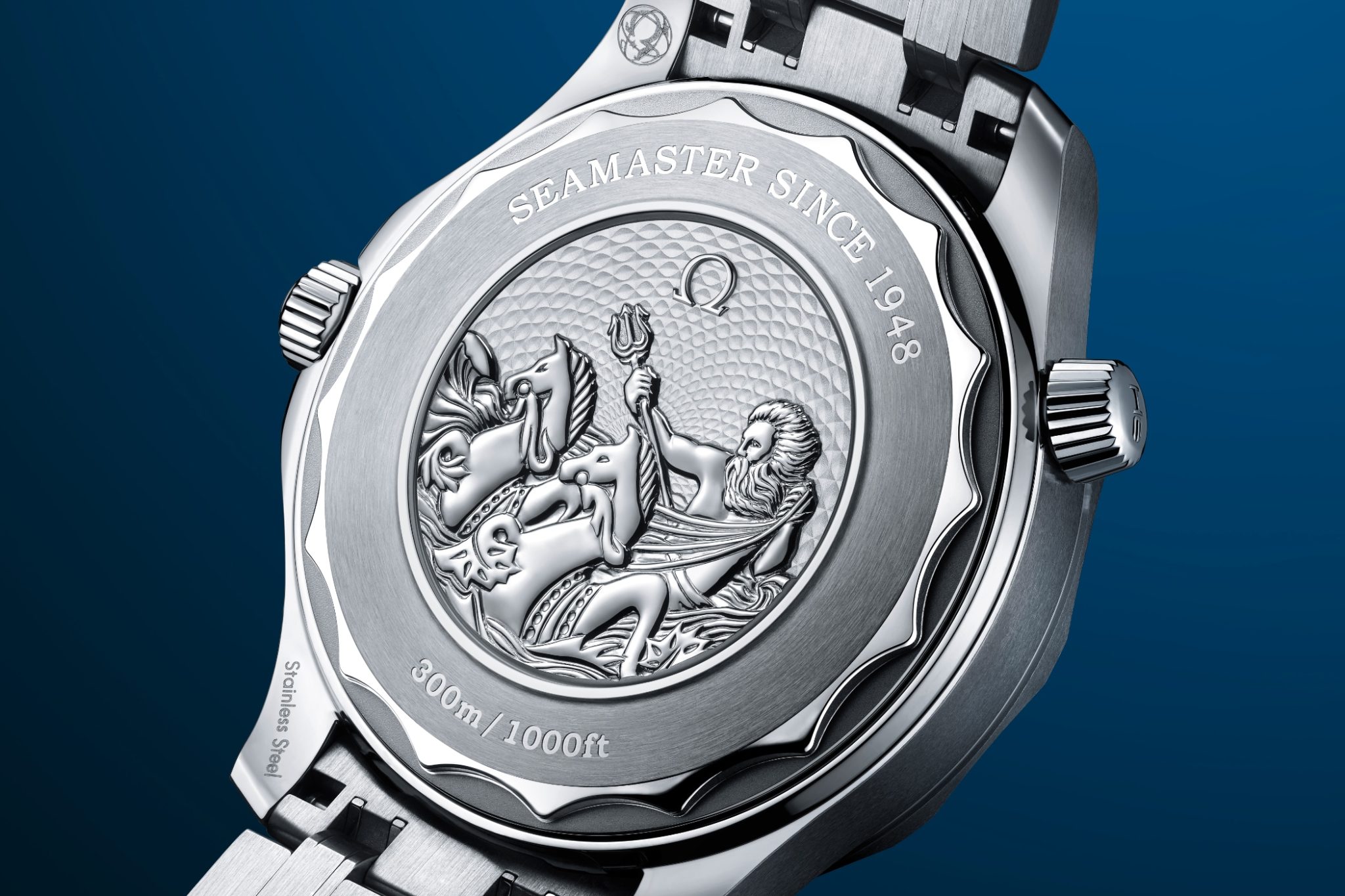 OMEGA-MYKONOS-Seamaster-Sumer-Blue-OMEGA-210.30.42.20.03.003-SEA-Diver-300-case-back