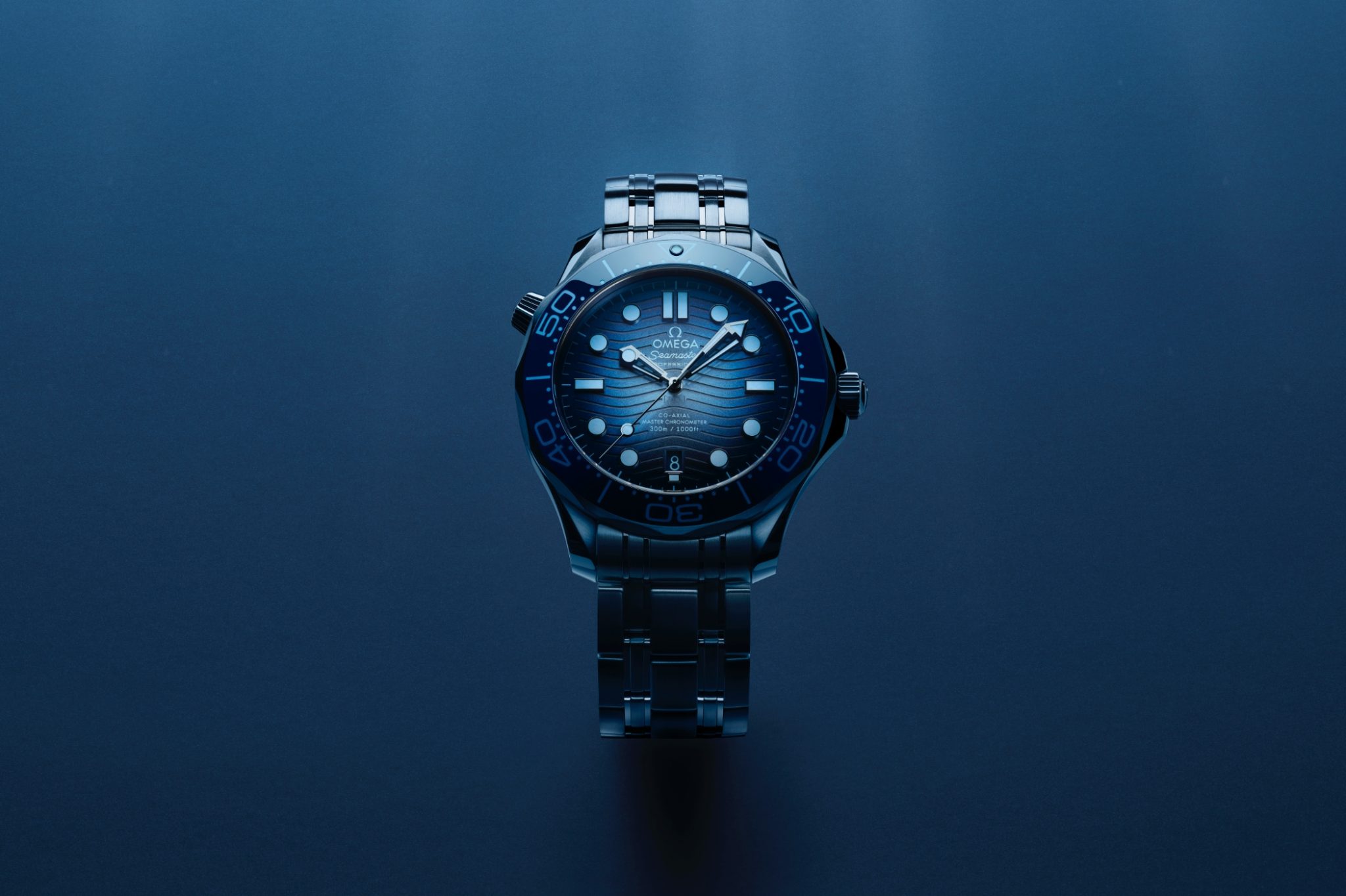 OMEGA-MYKONOS-Seamaster-Sumer-Blue-OMEGA-210.30.42.20.03.003-SEA-Diver-300M
