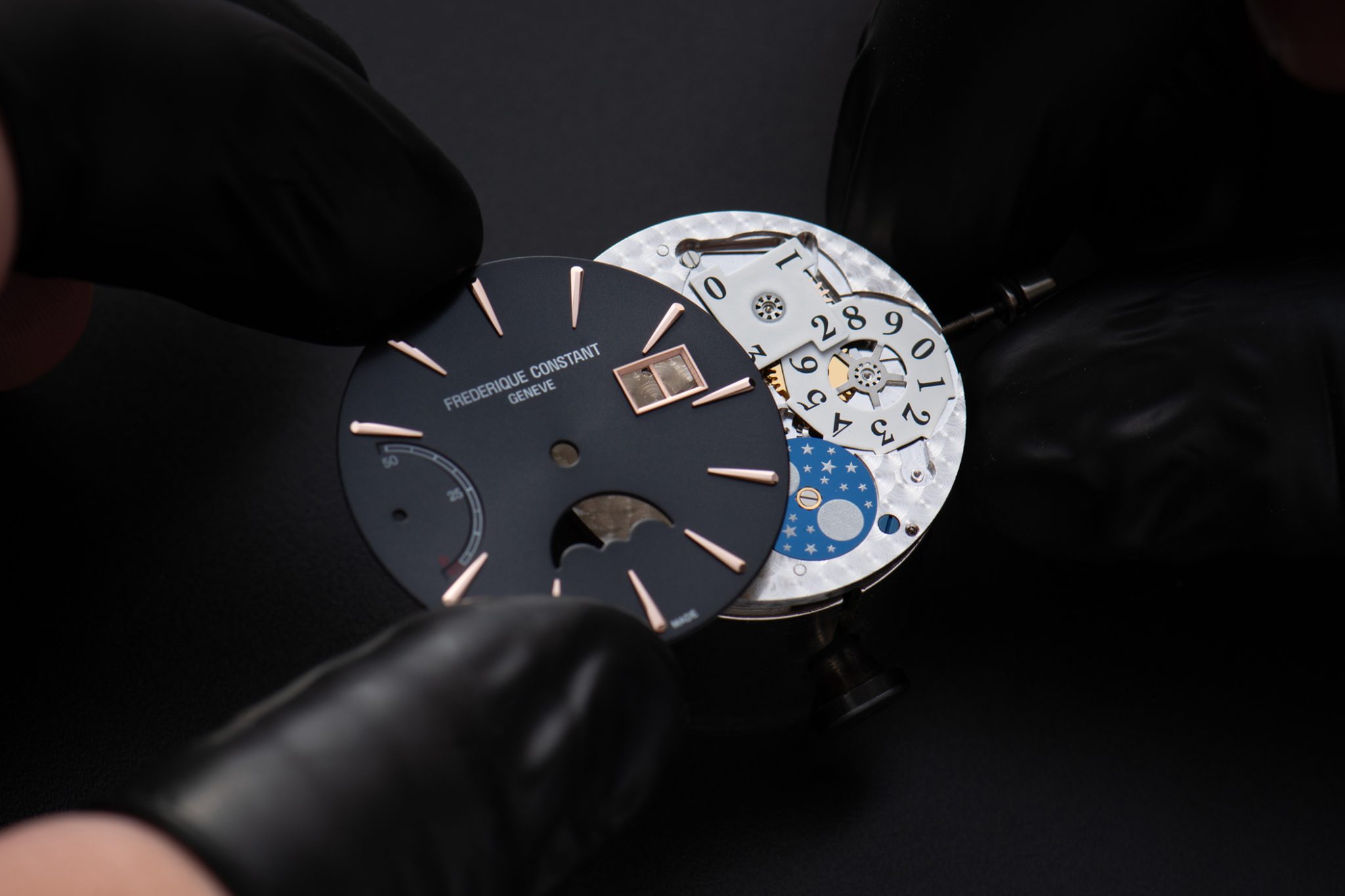 Frederique-Constant-Classic-Power-Reserve-Big-Date-Movement