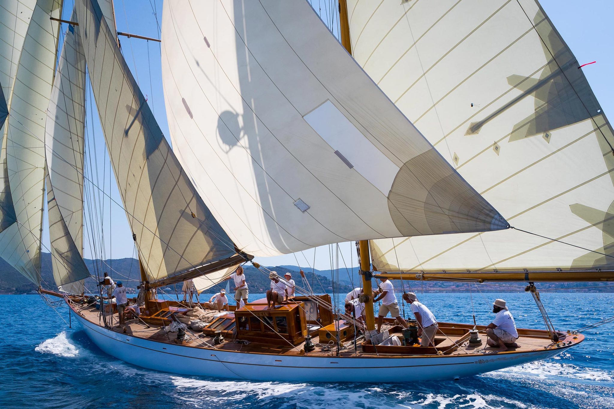 Image-Of-A-Sailing-Boat-With-Panerai-Name