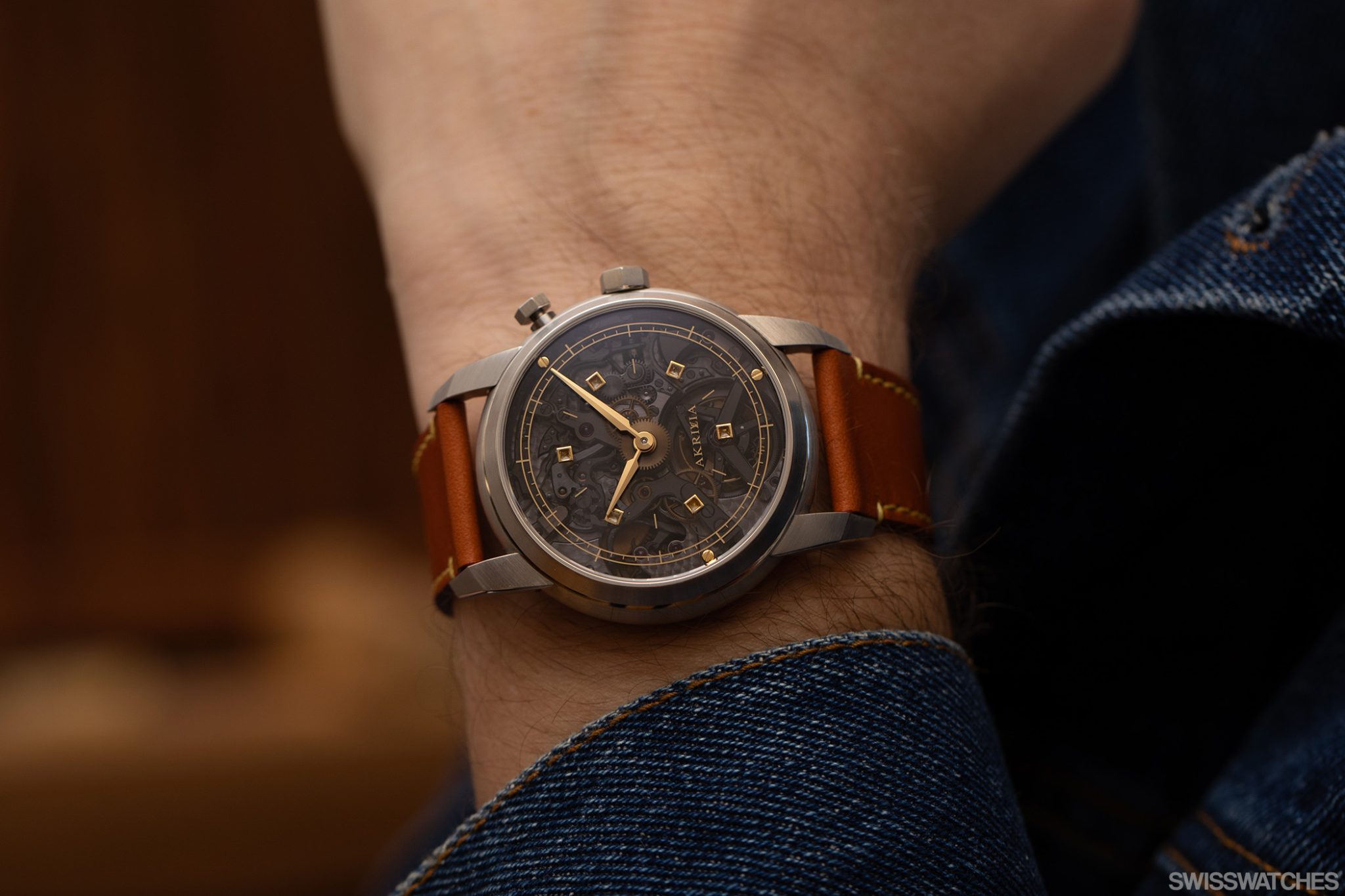 Louis-Vuitton-X-Akrivia-Chronograph-A-Sonnerie-Wristshot